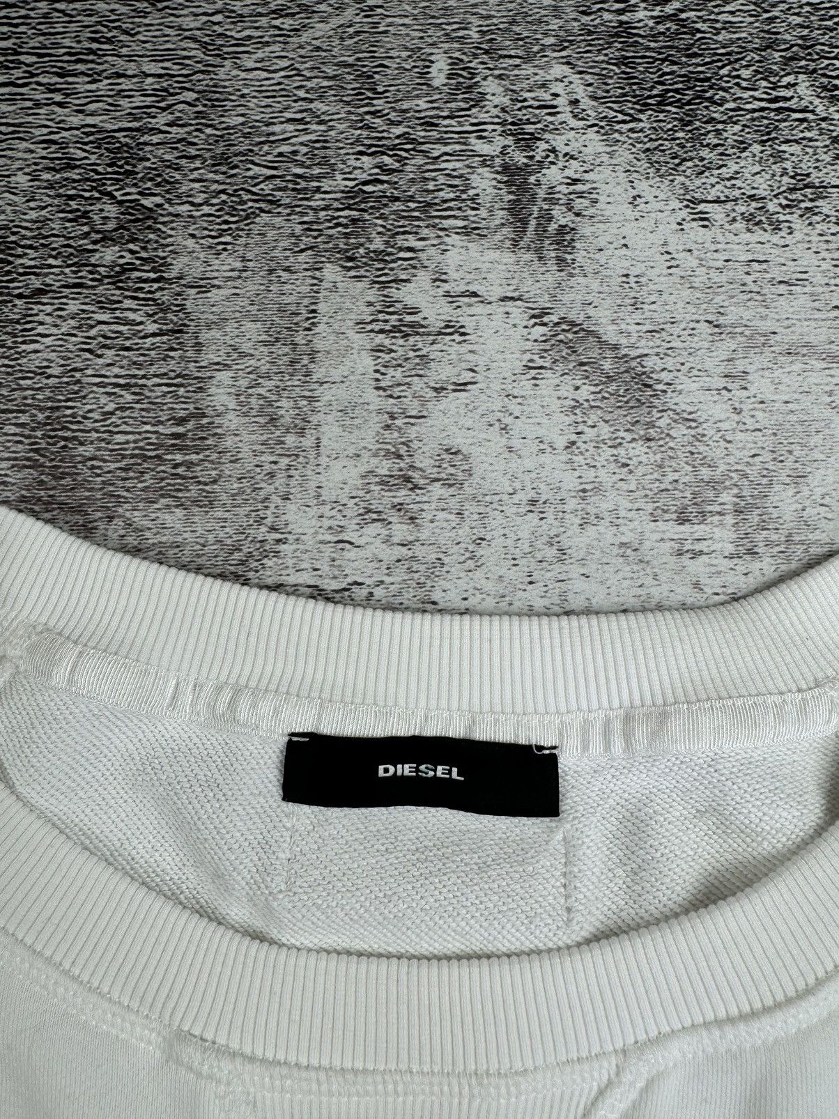 Diesel Diesel Vintage Y2K Relaxed Baggy White Big Logo Sweatshirt Size US XL / EU 56 / 4 - 9 Thumbnail