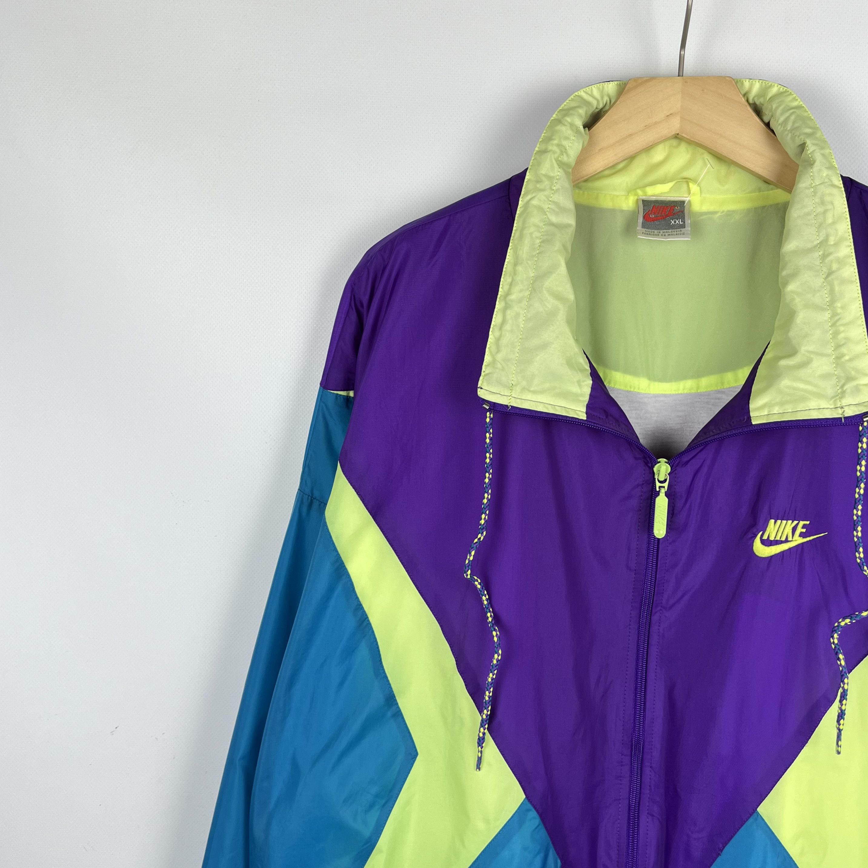 Nike Vintage Nike Multicolour Nylon Light Track Jacket 90’s Size US XXL / EU 58 / 5 - 6 Thumbnail