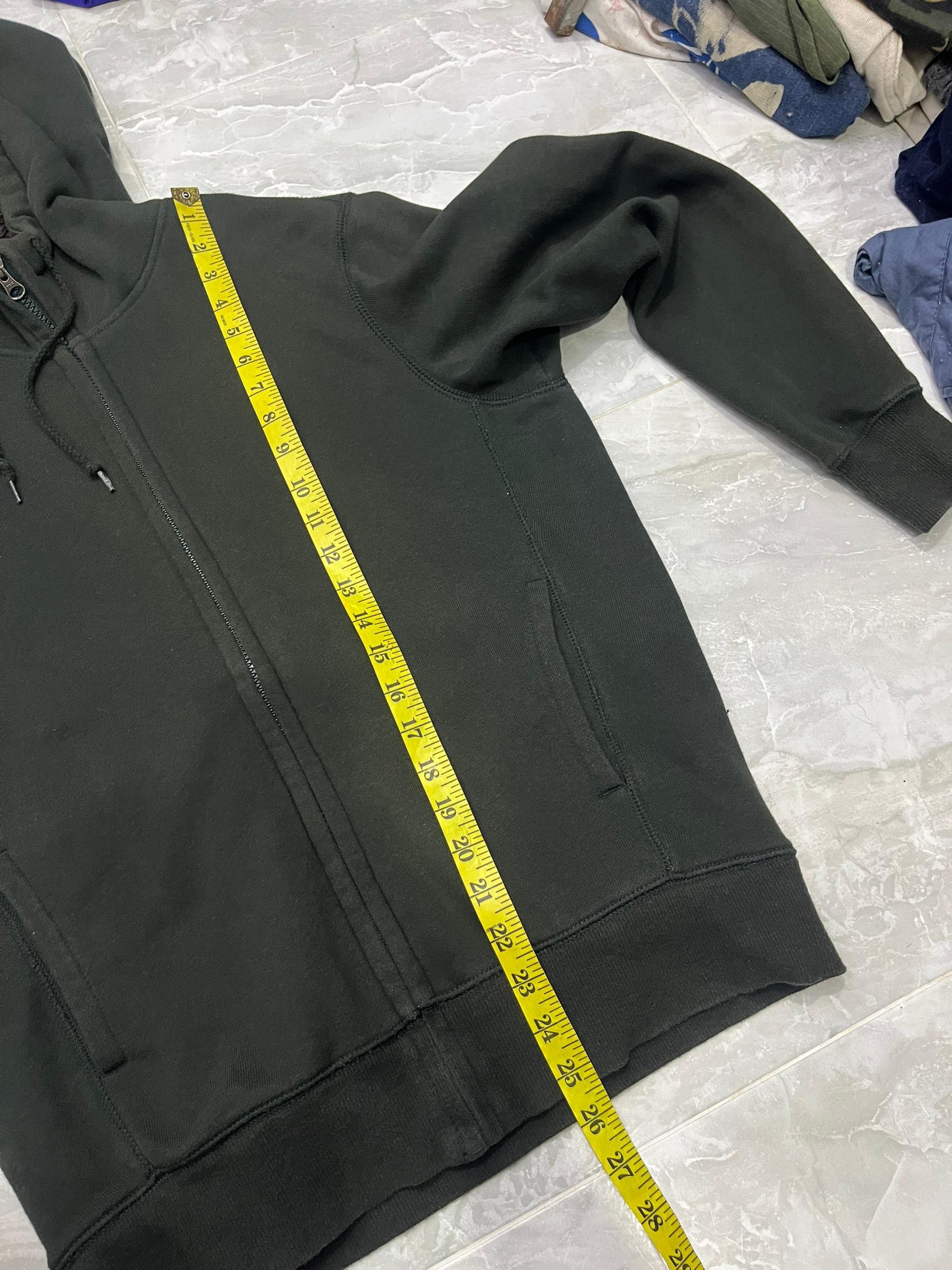 Uniqlo Uniqlo Fleece Lined Zip Hoodie Olive Green M Size US M / EU 48-50 / 2 - 10 Thumbnail