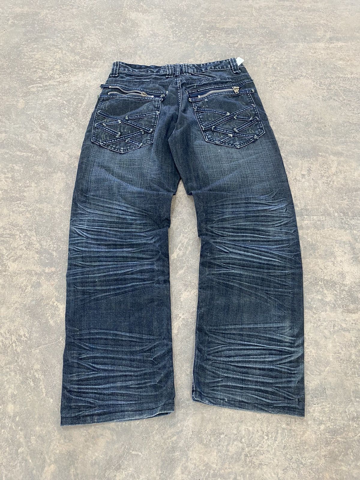 Le Grande Bleu (L.G.B.) VINTAGE OELYNO ITALY JEANS STONE WASHED LGB PUNK Size US 31 - 10 Thumbnail