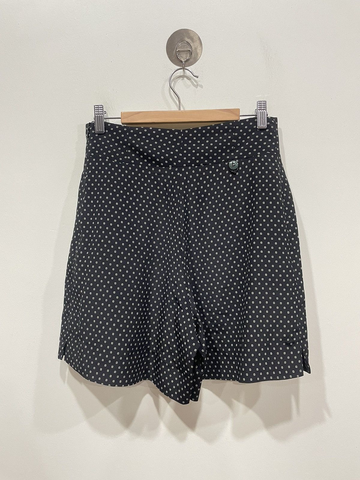 Vanessa Bruno Vanessa Bruno Polkadot Shorts Size 26" / US 2 / IT 38 - 2 Thumbnail