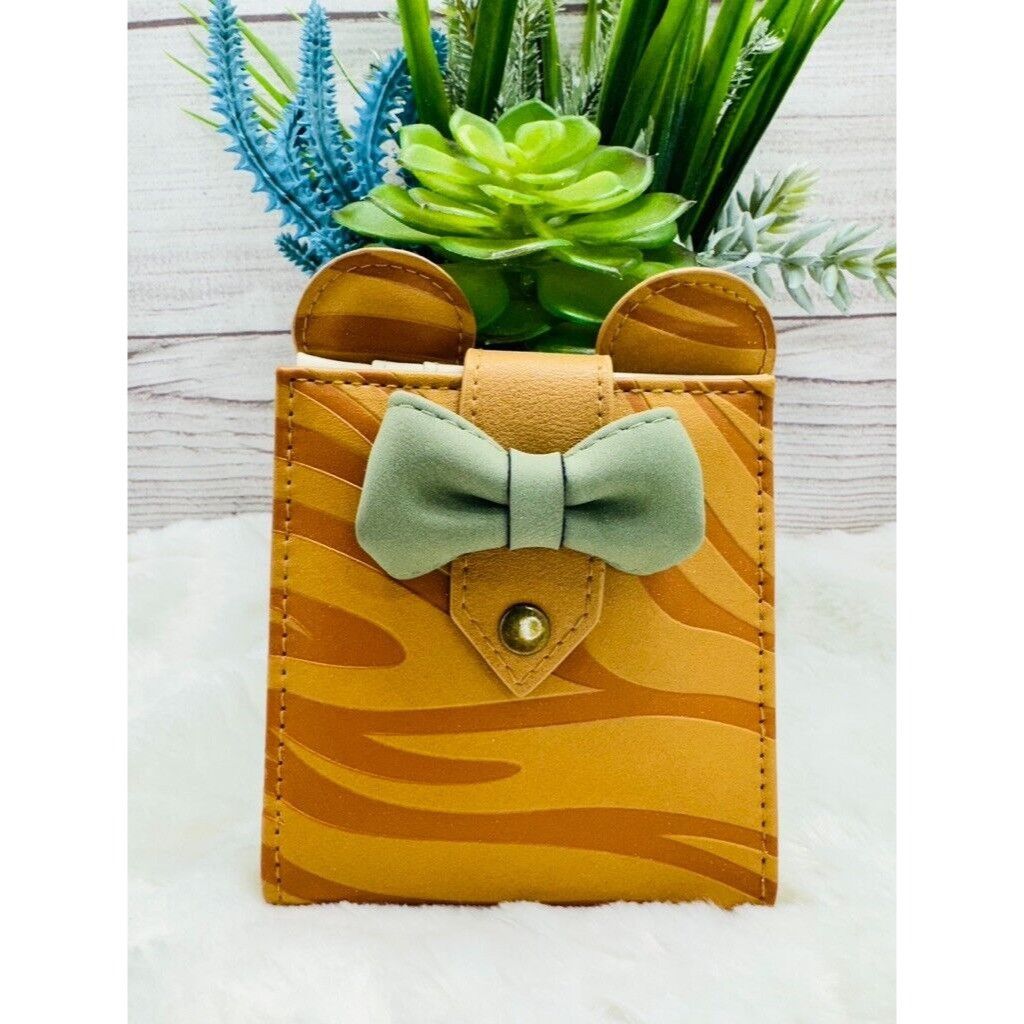 Disney Loungefly Disney Minnie Mouse Zebra Safari Brown Small Zippe Size ONE SIZE - 1 Thumbnail