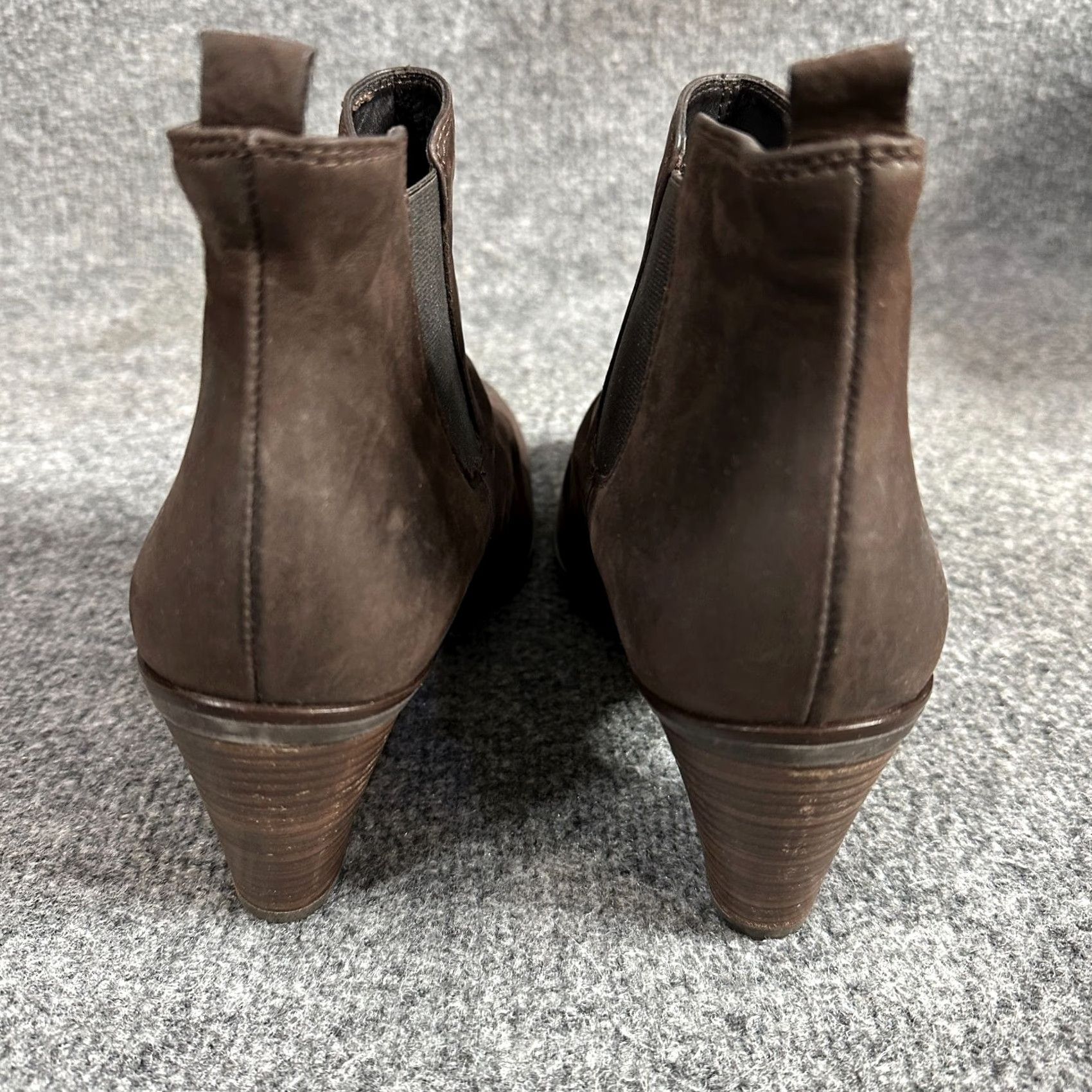 Vintage Paul Green Women's Chelsea Boots 8.5 Brown Leather Suede Slouchy Chelsea Mid Heel Boots Womens Pant? Size US 9 / IT 39 - 4 Thumbnail