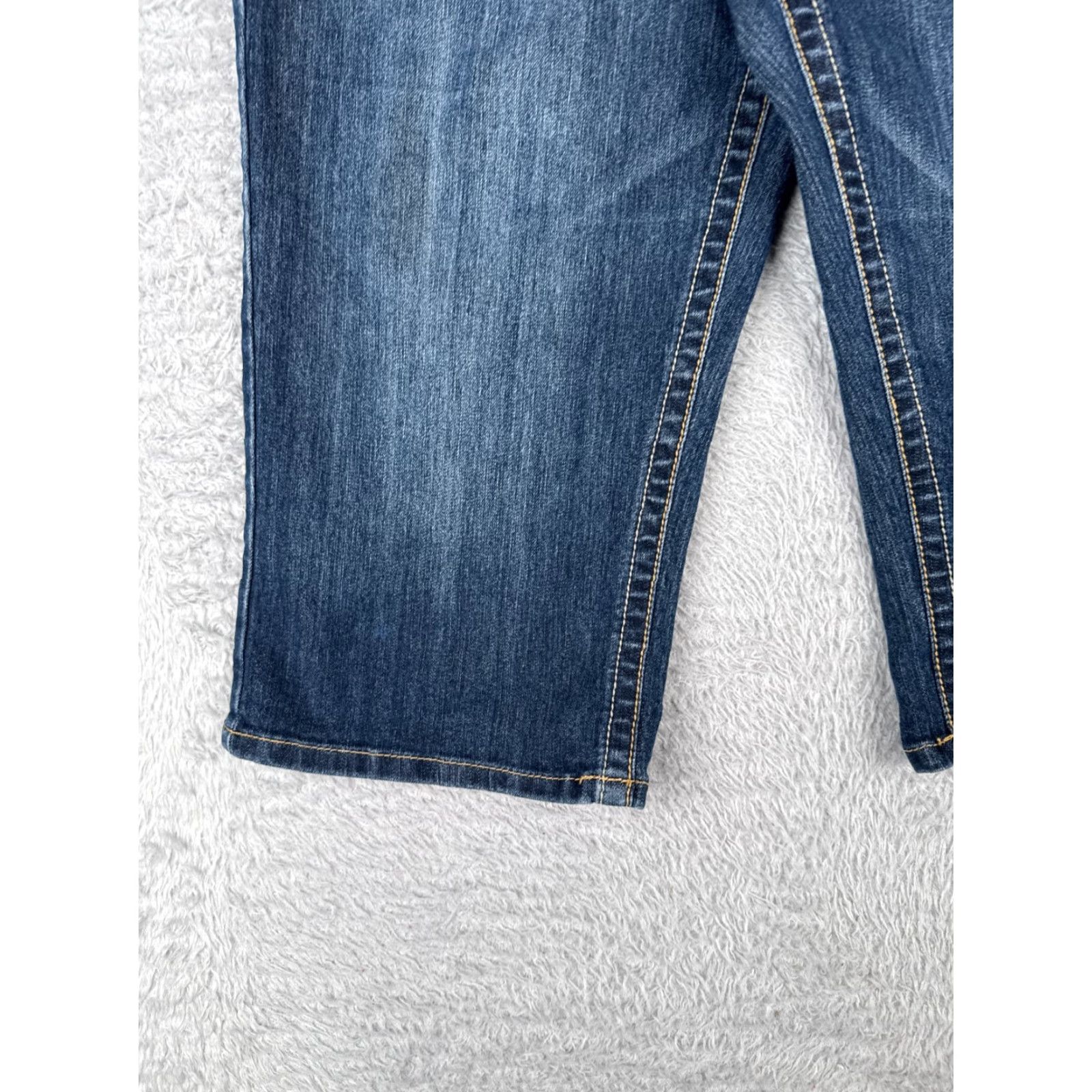 Vintage SO Jeans Women Capri Pants Jeans Blue Denim 34x17 High Rise 13 Juniors Cotton Blend Cropped Straight Pant Womens Capris 34x17 Size 34" / US 12 / IT 48 - 3 Thumbnail
