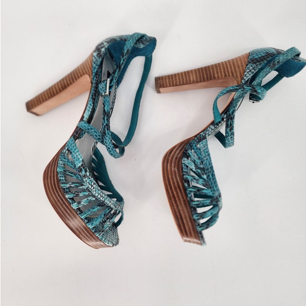 White House Black Market White House Black Market Teal Snakeskin Sandal Women's Sz 10 Size US 10 / IT 40 - 13 Thumbnail