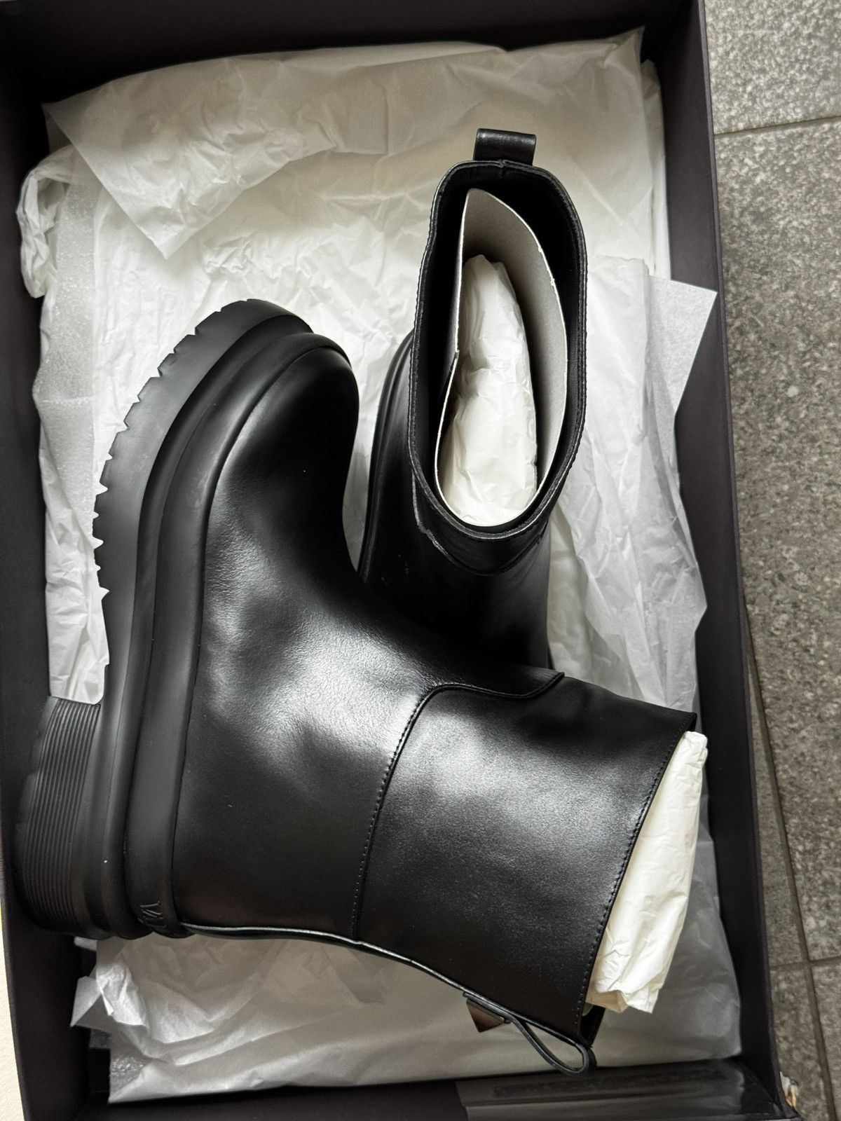 Valentino Valentino Garavani bootes Size US 9 / EU 42 - 4 Thumbnail