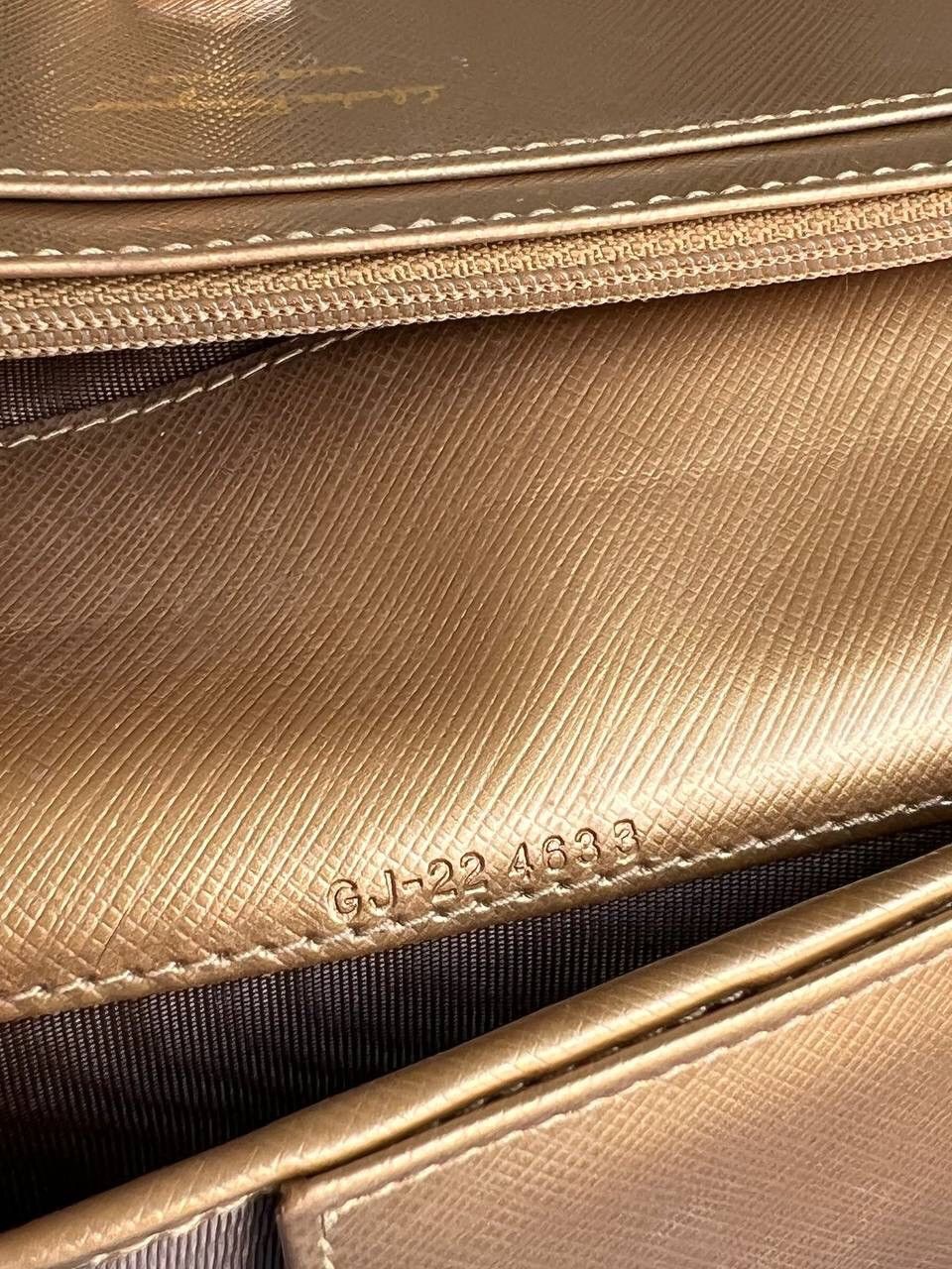 Salvatore Ferragamo Vintage Salvatore Ferragamo Leather Gold Wallet Size ONE SIZE - 10 Thumbnail