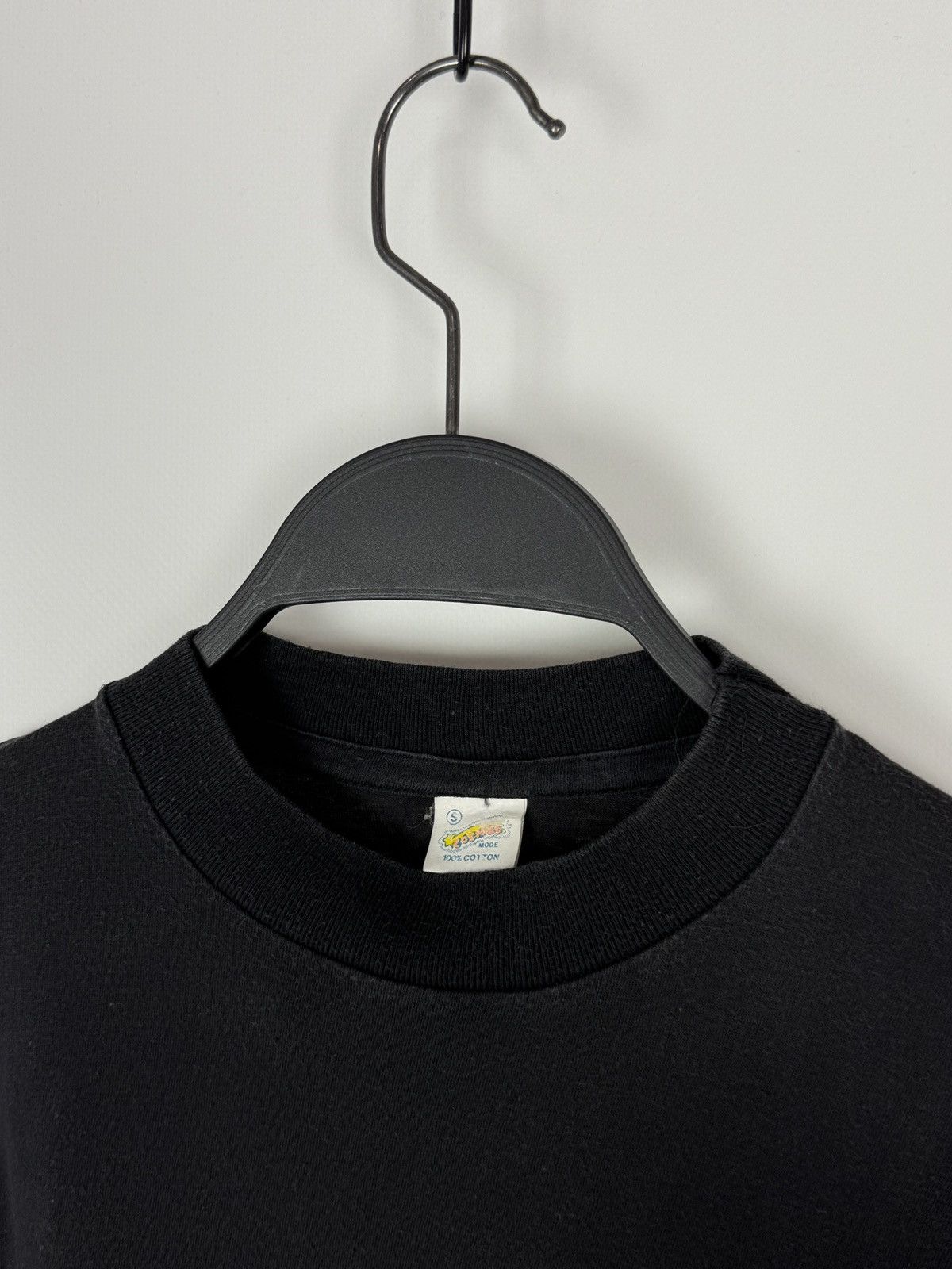 Vintage 1990’s Vintage Faded Black Single Stitched T-Shirt Size US S / EU 44-46 / 1 - 2 Thumbnail