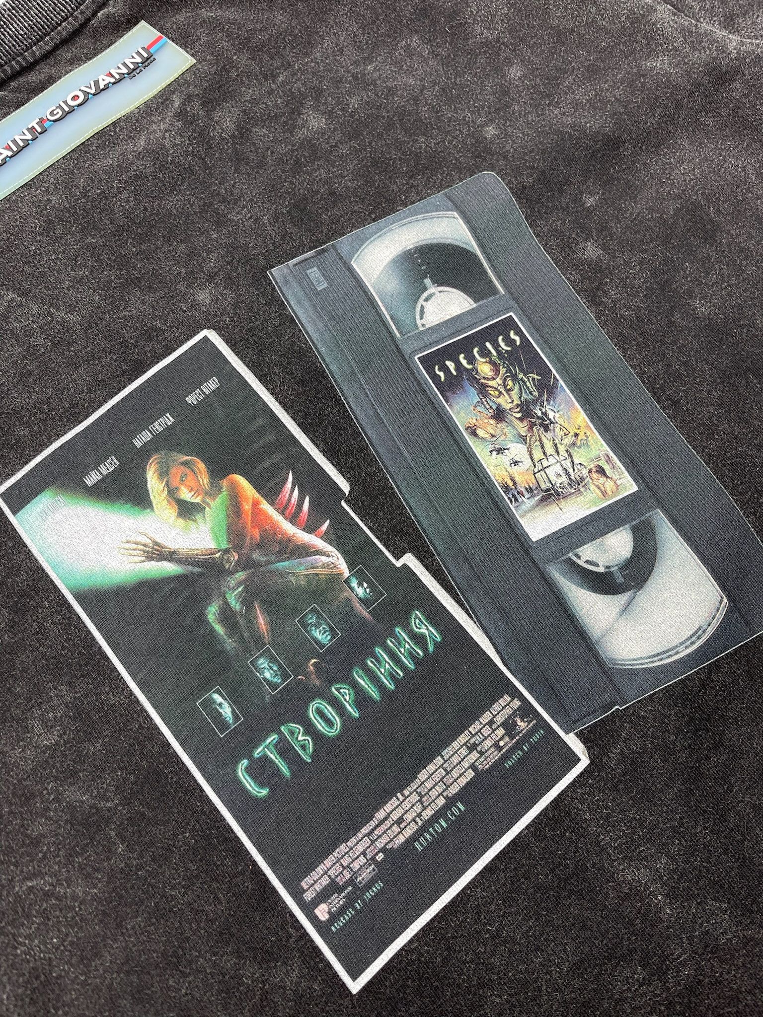 Other Saint Giovanni de la mode tshirt tee alien movie vintage Size US L / EU 52-54 / 3 - 5 Thumbnail