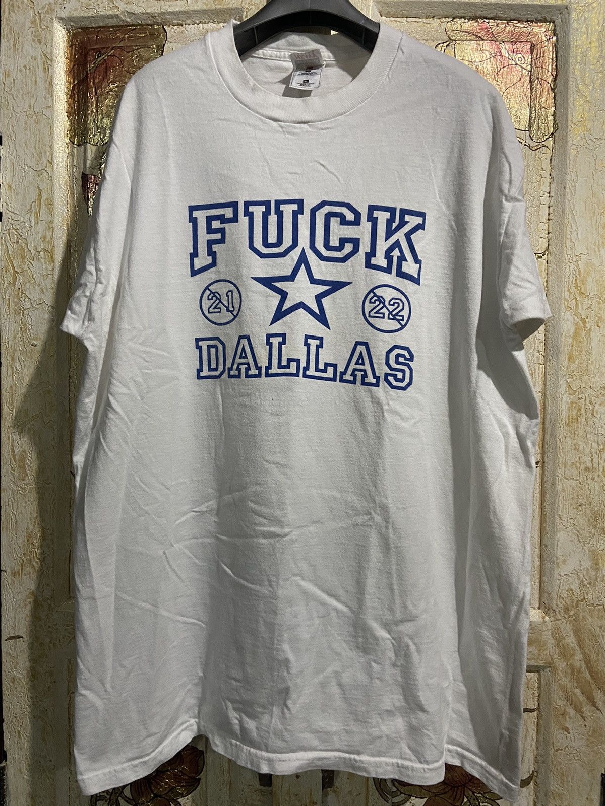 Vintage Vintage parody fuck dallas white t-shirt xl Size US XL / EU 56 / 4 - 1 Thumbnail