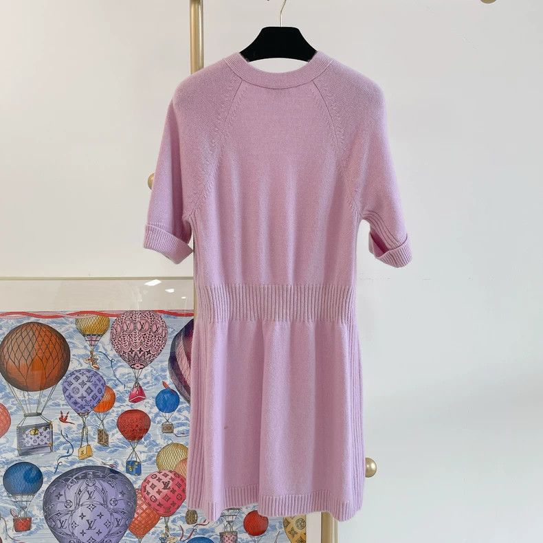 Chanel Chanel Lilac knitted dress 2504-Nextarrow Size XS / US 0-2 / IT 36-38 - 2 Thumbnail