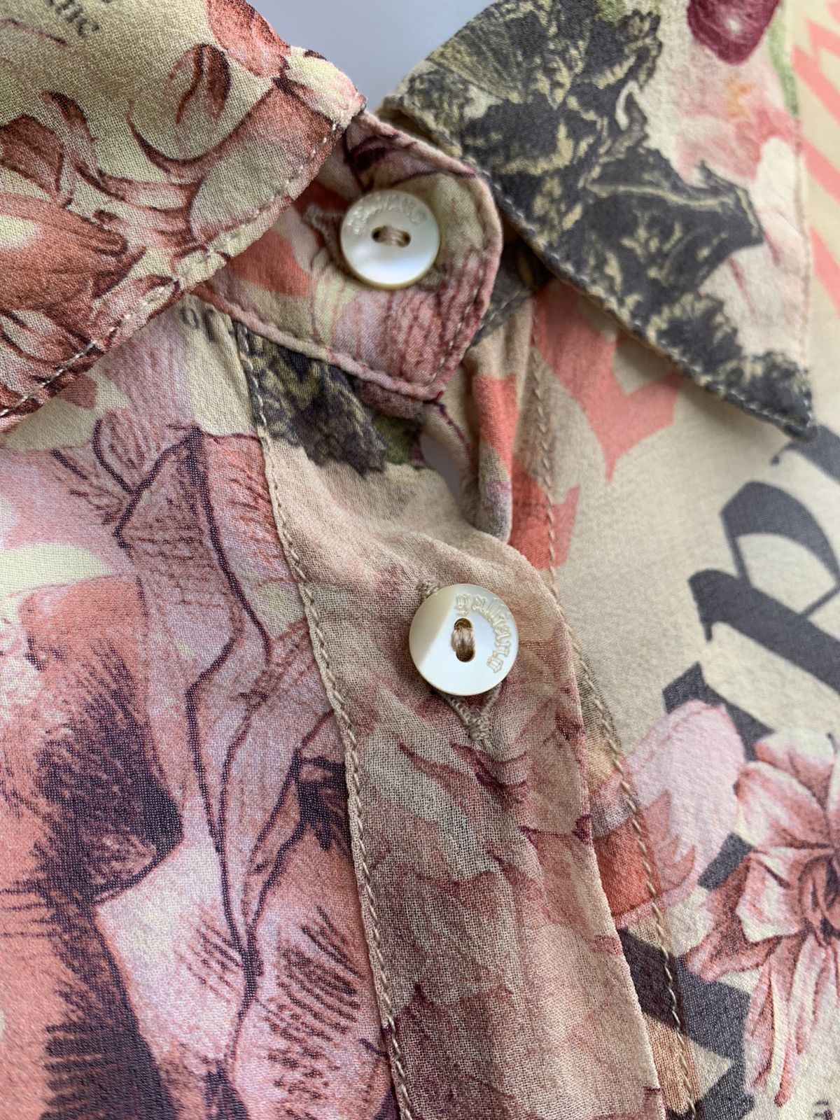 John Galliano Floral News Paper Silk Shirt Size L / US 10 / IT 46 - 5 Thumbnail