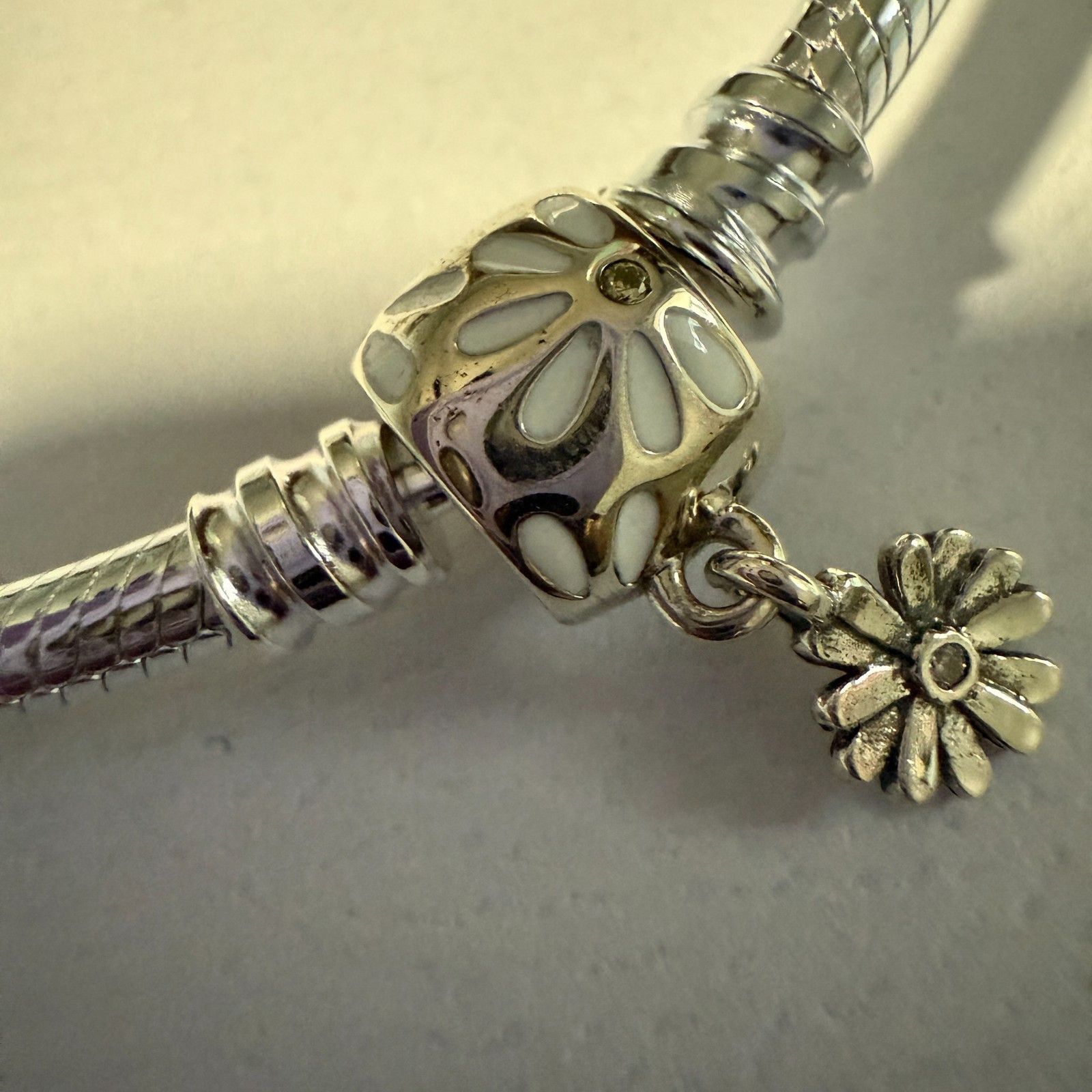 pandora Authentic Pandora Sterling Silver Darling Daisy Chain Bracel Size ONE SIZE - 2 Thumbnail