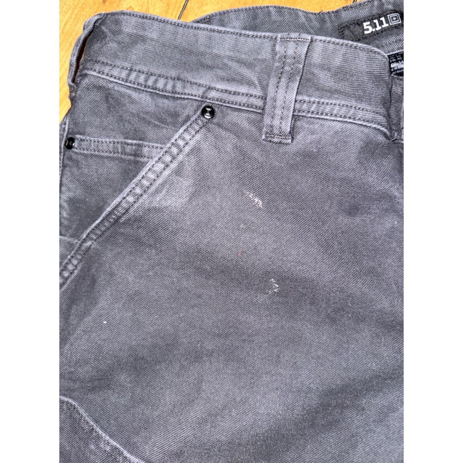 Vintage 5.11 Tactical Carpenter Pants Men’s 38x30 Gray Cargo Pockets Workwear Utility Pants Size US 38 / EU 54 - 4 Thumbnail