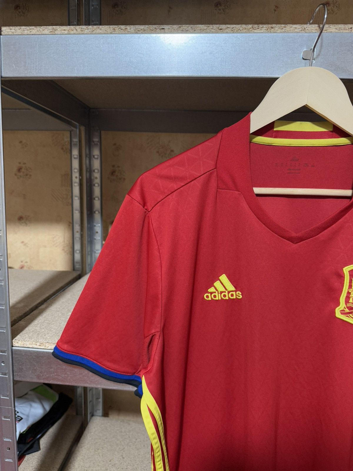 Adidas × Vintage Adidas Spain Home 2016 2017 Football Soccer Jersey Size US XL / EU 56 / 4 - 3 Thumbnail