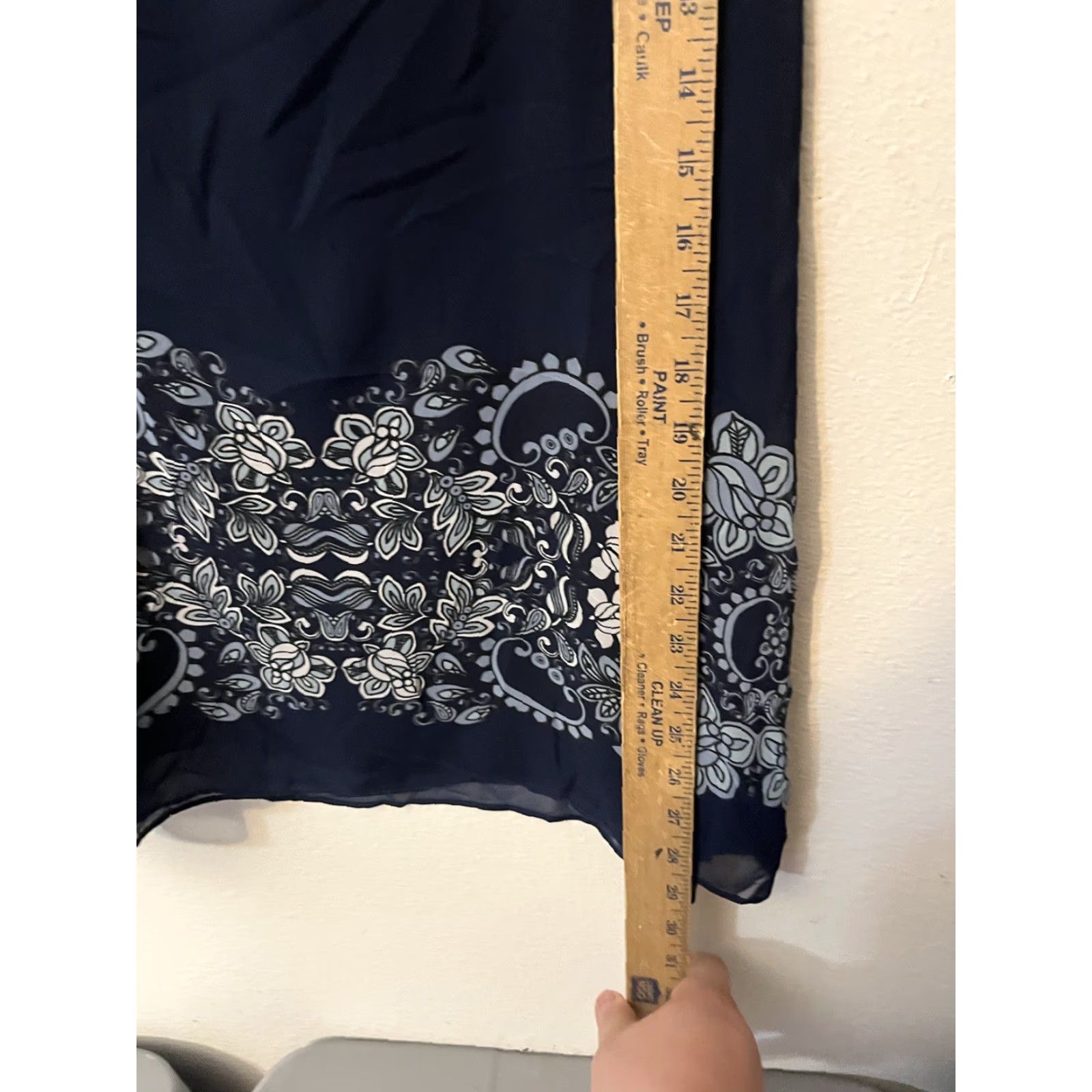 Vintage Max Studio Tank Top Blouse Sleeveless Navy Blue Medium M Womens Camisole Floral Chiffon Ruffle Spaghetti V-Neck Lightweight All Seasons Size M / US 6-8 / IT 42-44 - 4 Thumbnail