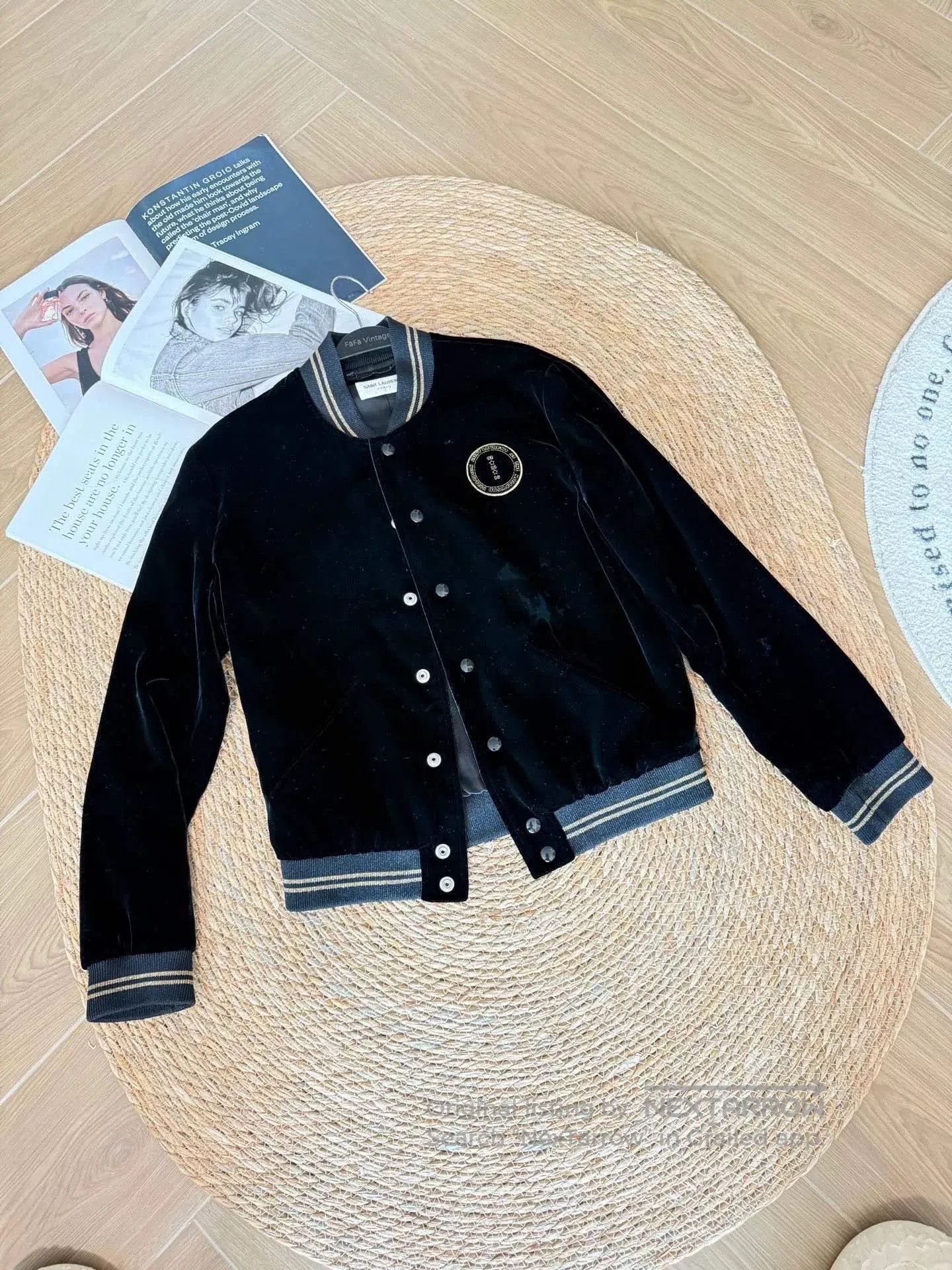 Yves Saint Laurent YSL Black Velvet Hollywood Limited Jacket. Size S / US 4 / IT 40 - 1 Thumbnail