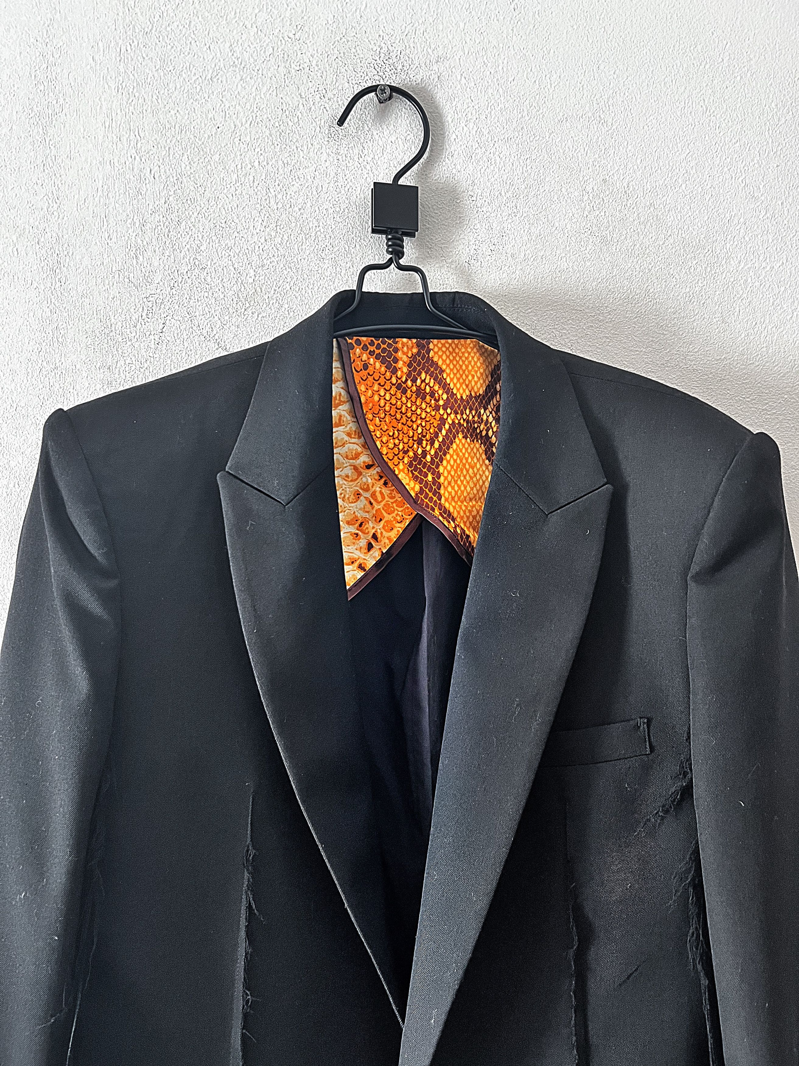 Number (N)ine SS'06 Number(N)ine Frayed Blazer With Chian Size US XL / EU 56 / 4 - 10 Thumbnail