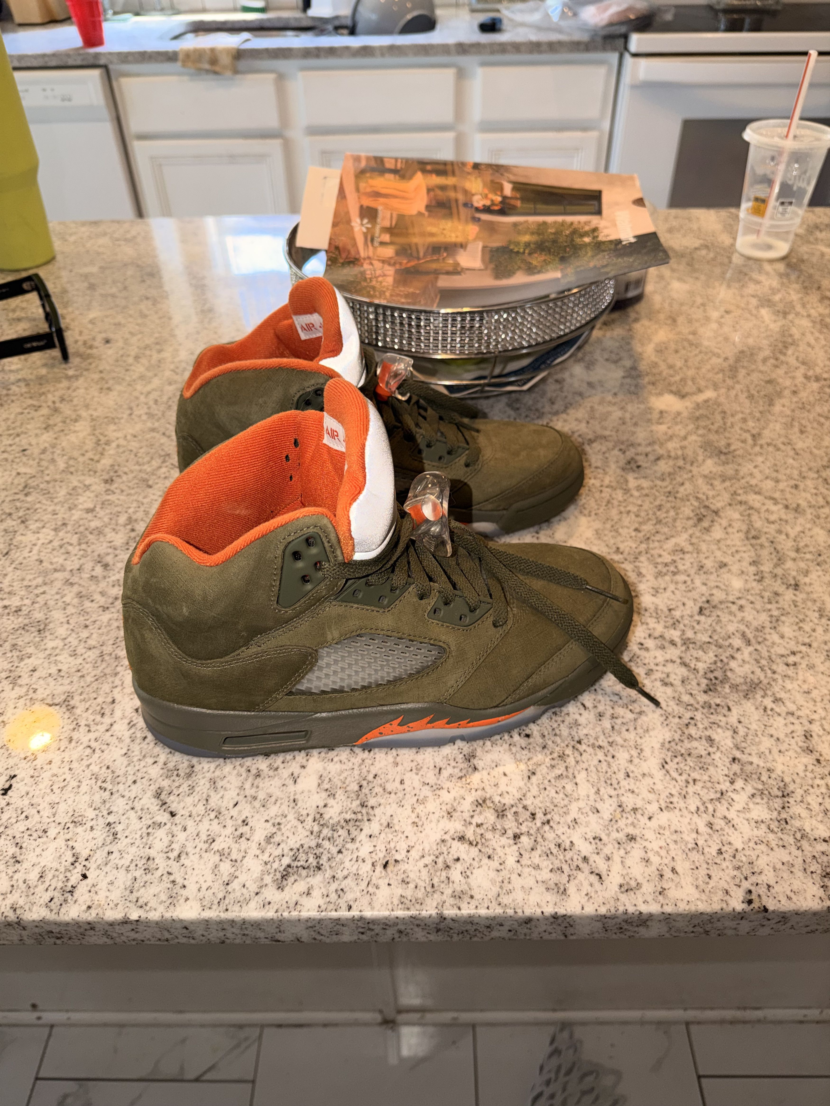 Jordan Brand Air Jordan 5 retro olive green Size US 8 / EU 41 - 4 Thumbnail