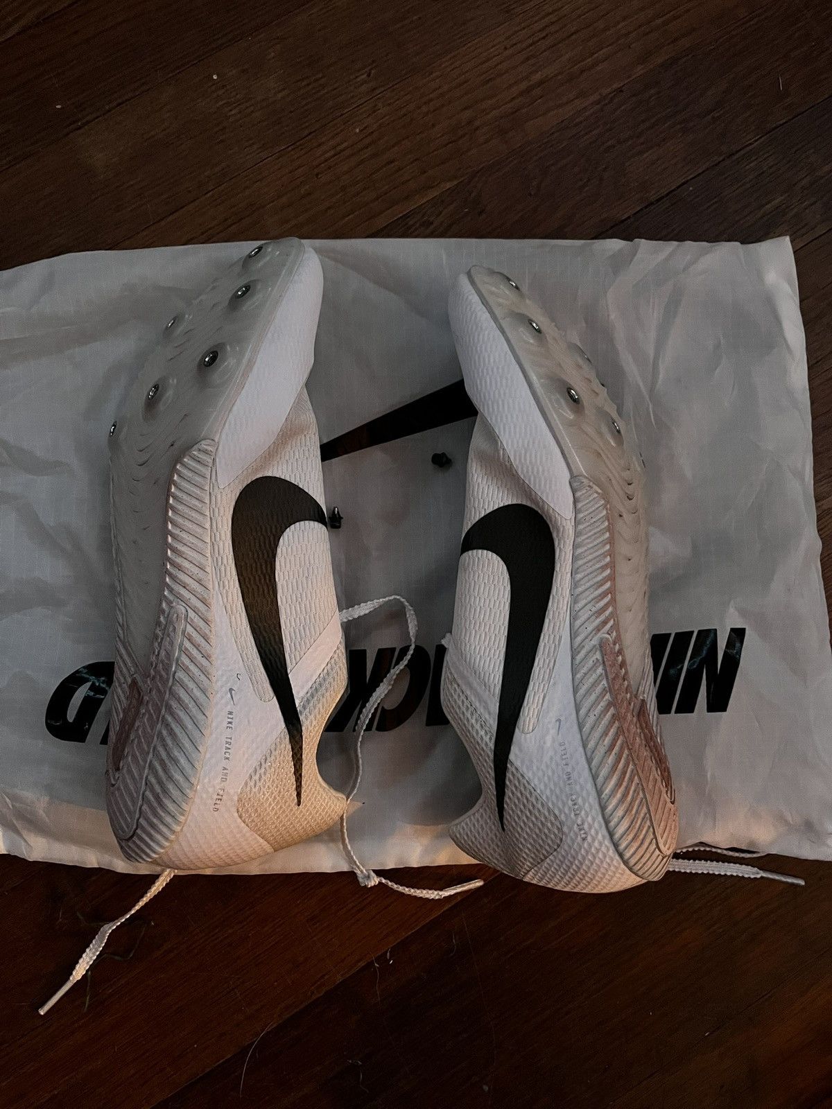 Nike White Nike track and field cleats Size US 9.5 / EU 42-43 - 7 Thumbnail