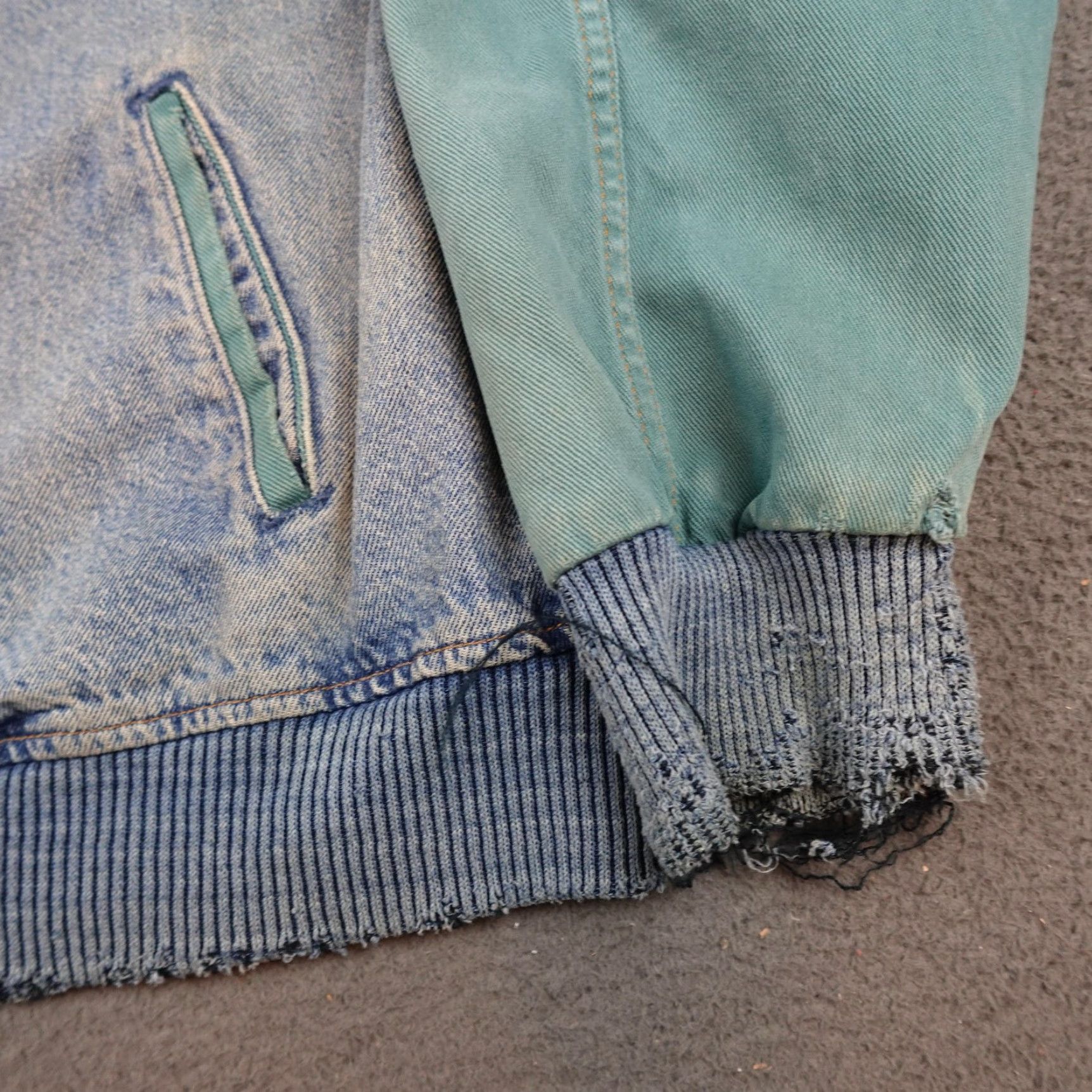 Vintage VINTAGE International Denim Jacket Mens Large Blue Denim 90s PCL Safety Award Distressed Workwear Casual Size US M / EU 48-50 / 2 - 2 Thumbnail