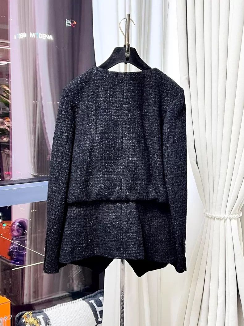 Chanel Chanel Knitted round-neck long-sleeved short jacket Size XS / US 0-2 / IT 36-38 - 3 Thumbnail