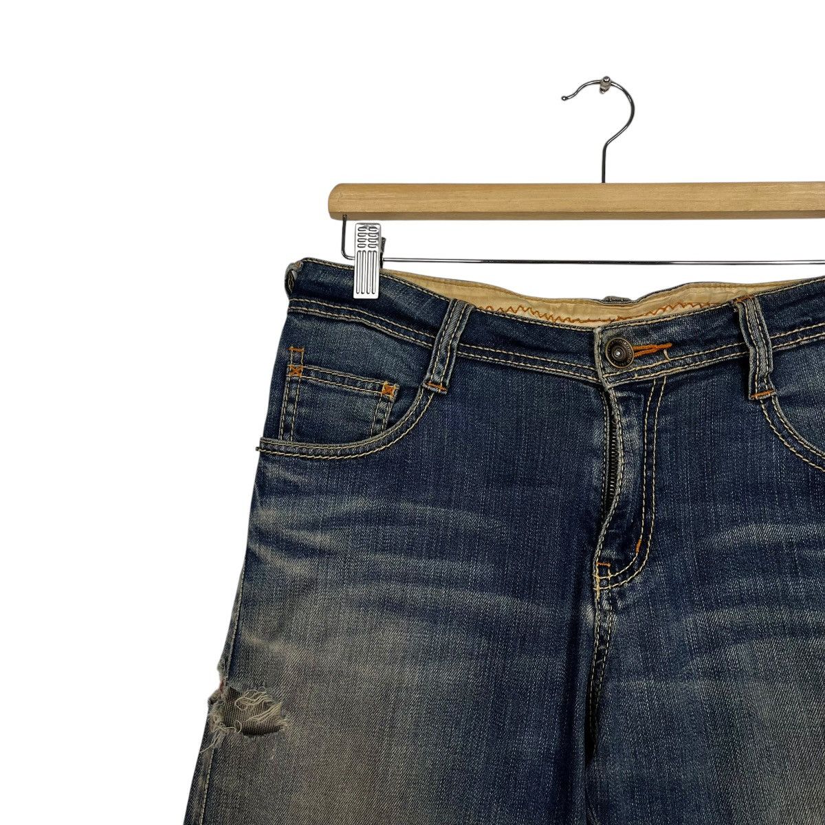 14th Addiction Vintage Daily Topics Distressed Buckle Denim Jeans Size 31" - 6 Thumbnail