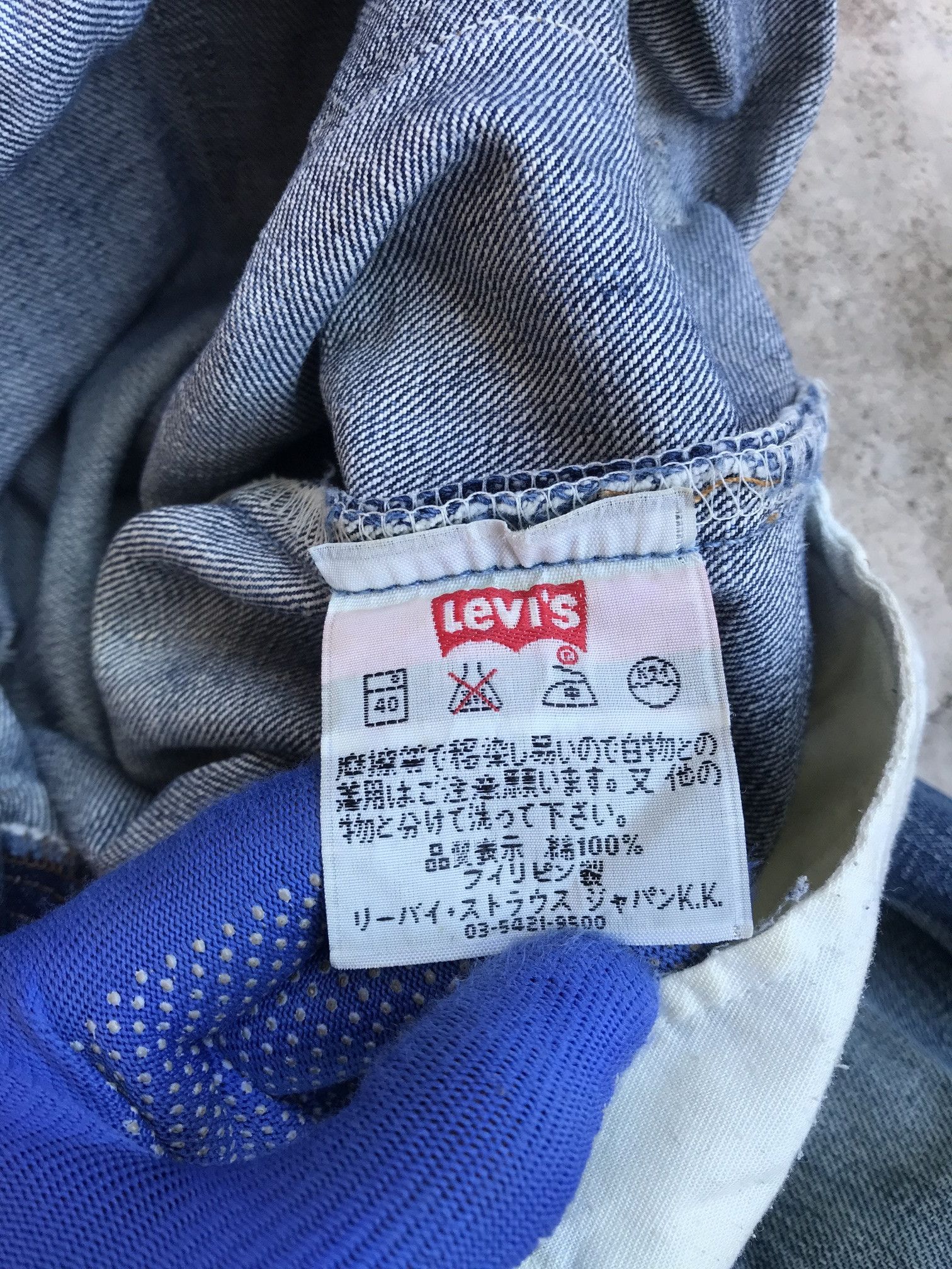 Levi's × Vintage Vintage Levis 501 distressed ripped bluewash japan W30x28.5 Size US 30 / EU 46 - 13 Thumbnail