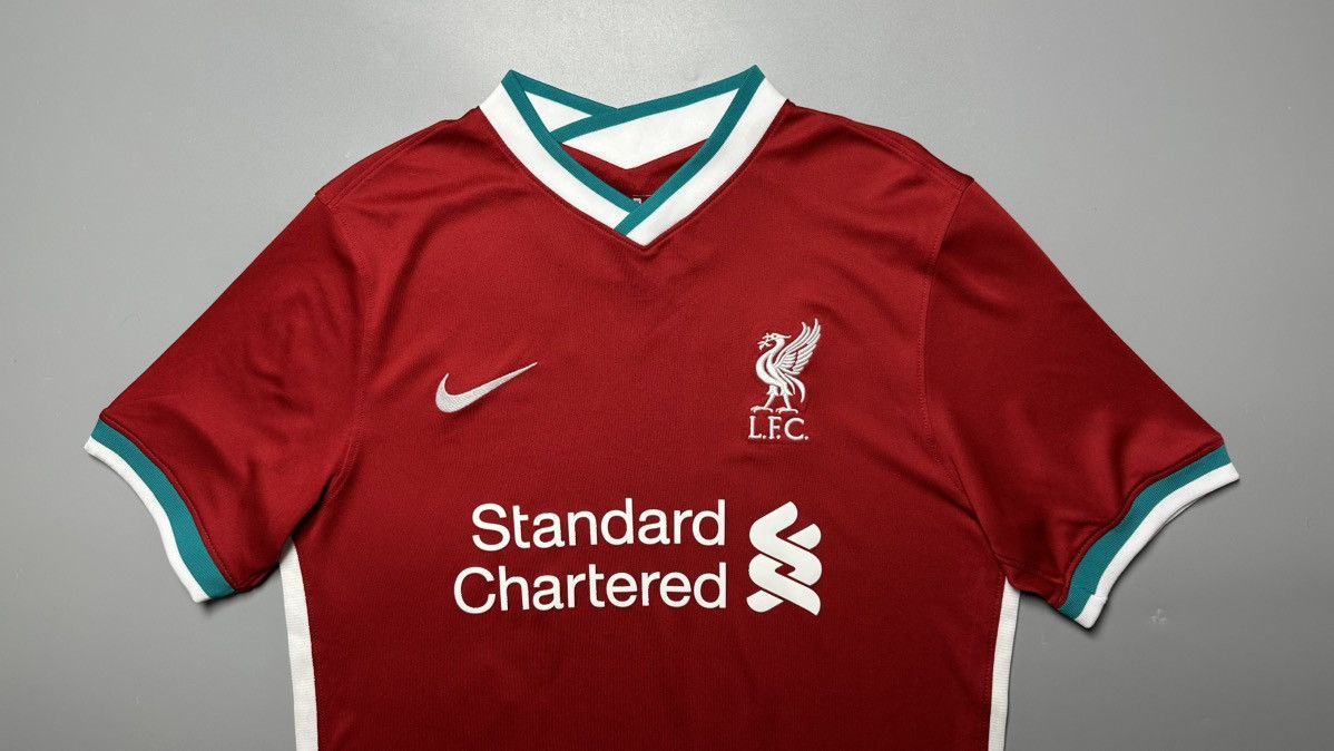 Vintage LIVERPOOL NIKE 2020/2021 FOOTBALL HOME JERSEY #20 DIOGO JOTA Size US M / EU 48-50 / 2 - 3 Thumbnail