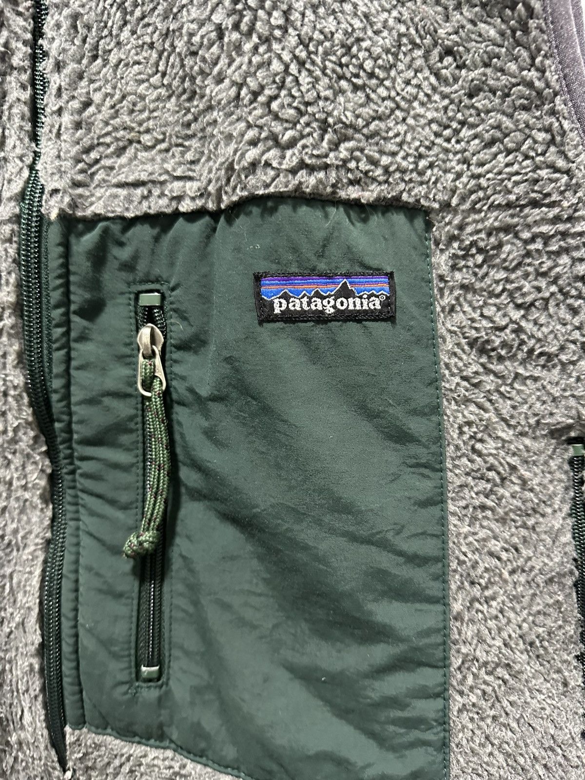 Patagonia Vintage Patagonia Sherpa Vest Green Pocket Design Size US L / EU 52-54 / 3 - 4 Thumbnail