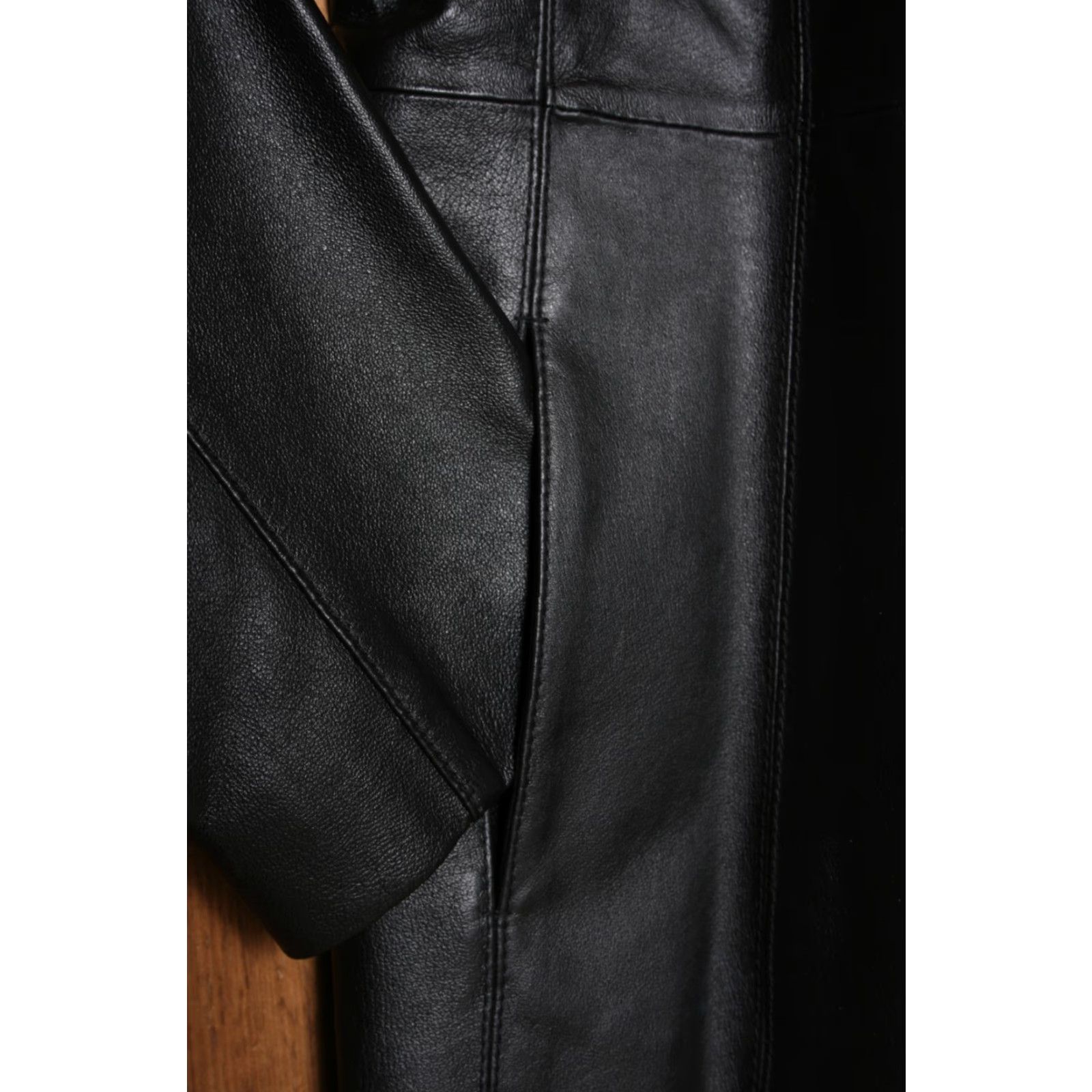 Madison MADISON & MAX Black Leather 3-Button Blazer Jacket Sz. L Womens Blazer Leather Jacket Black 3-Button L Size L / US 10 / IT 46 - 7 Thumbnail