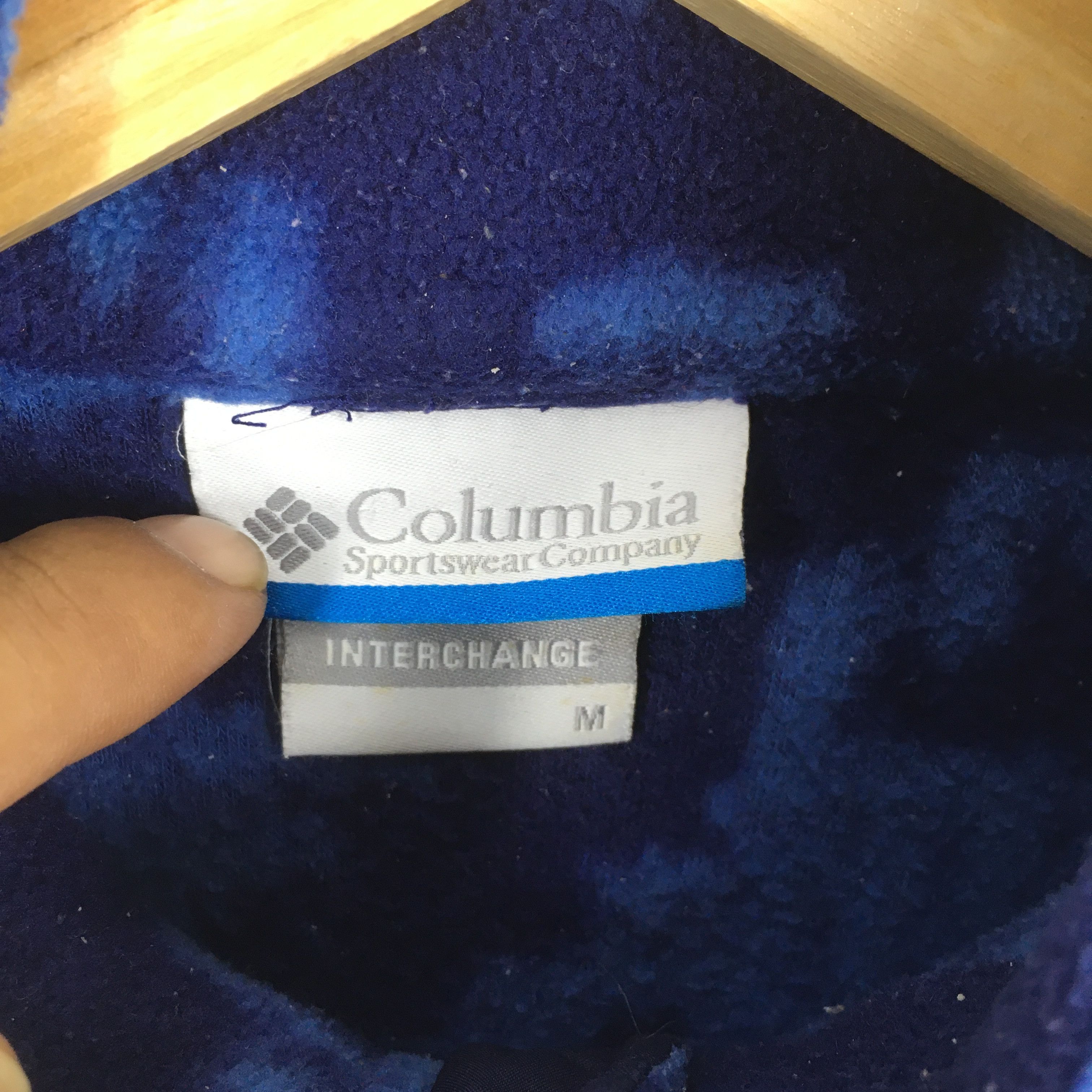 Vintage Vintage Columbia Sportswear Blue Fleece Sweatshirt Medium Size US M / EU 48-50 / 2 - 5 Thumbnail