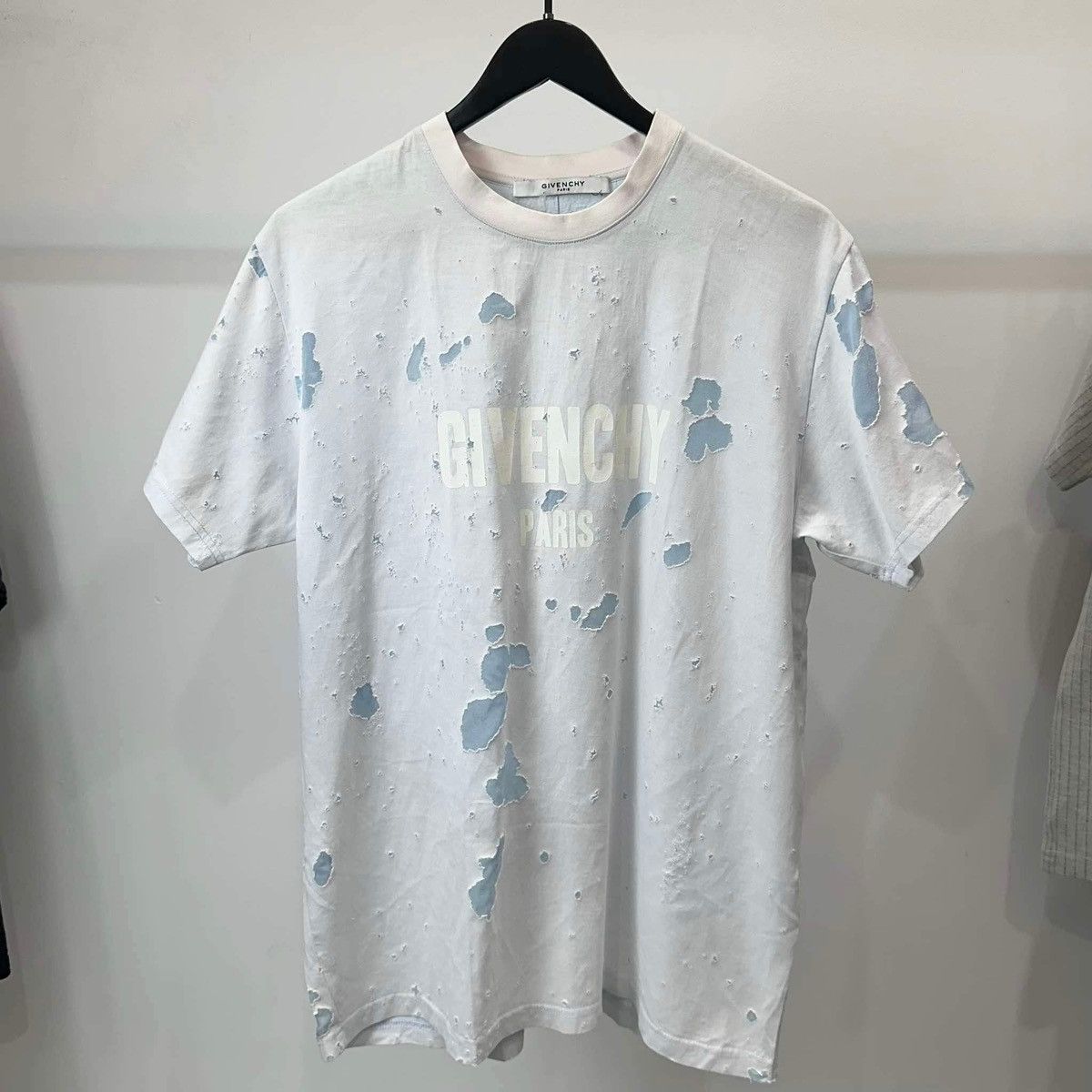 Designer × Givenchy GIVENCHY DESTROYED T SHIRT Size US XXS / EU 40 - 2 Thumbnail