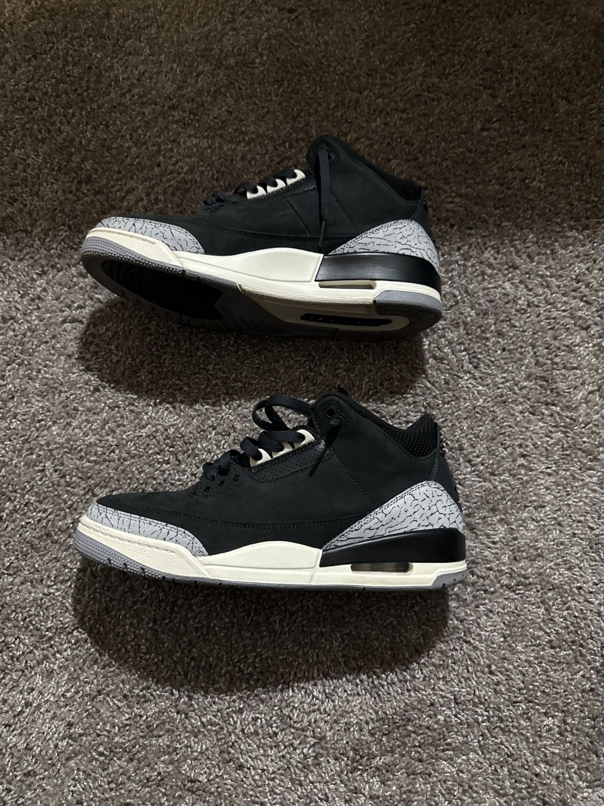 Jordan Brand Jordan 3 “Off-Noir” Size US 10.5 / EU 43-44 - 1 Thumbnail