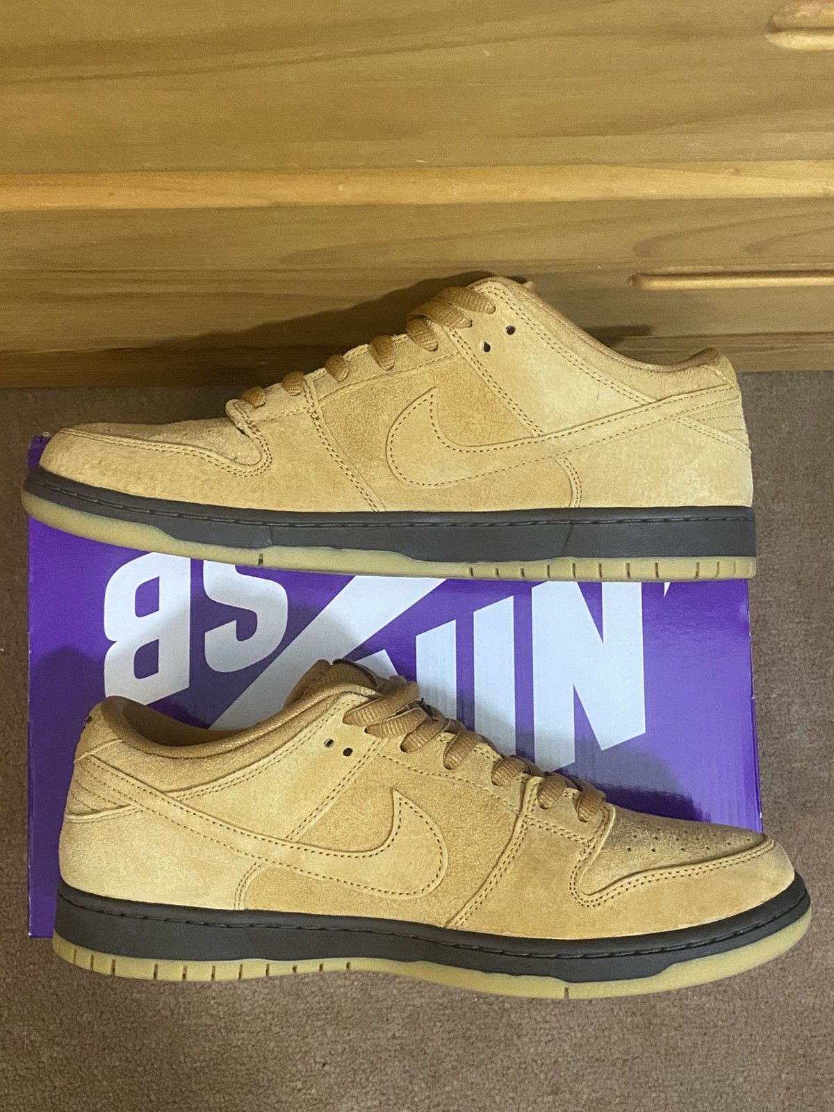 Nike SB Nike SB Dunk Low Wheat Mocha Size 11.5 Size US 11.5 / EU 44-45 - 3 Thumbnail