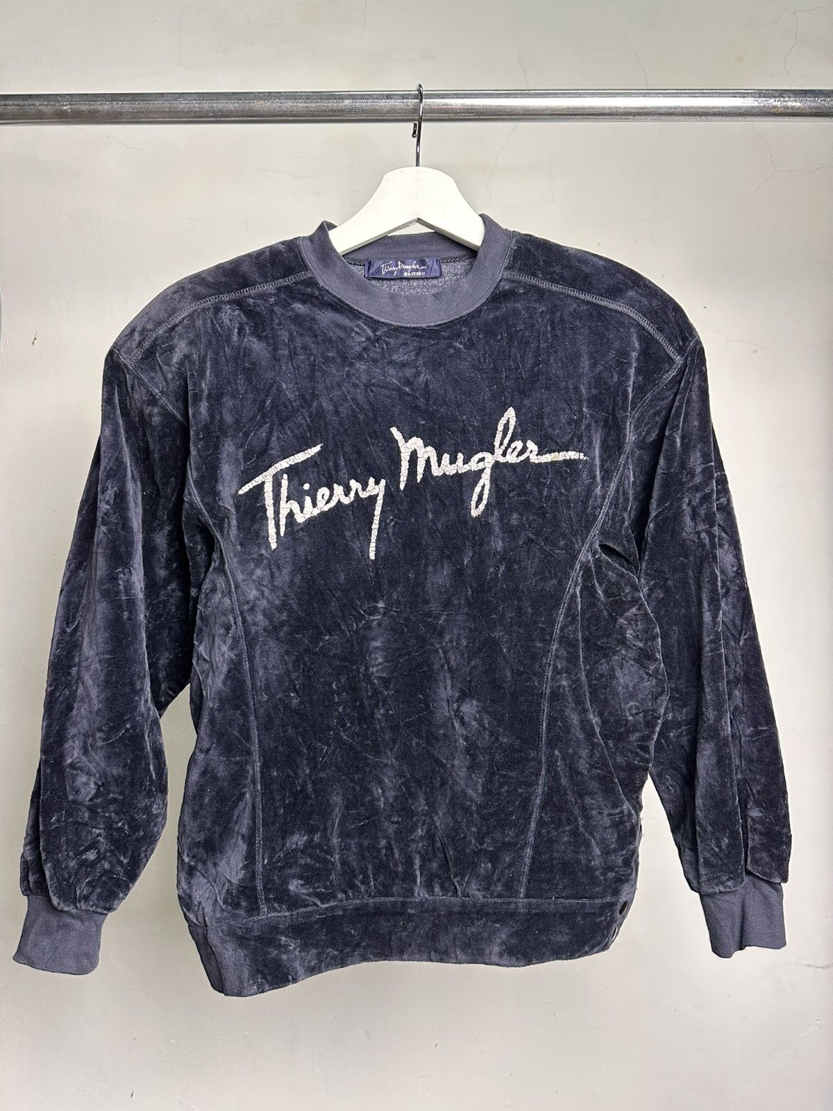 Thierry Mugler Vintage Thierry Mugler Velour Crewneck Sweatshirt Size M / US 6-8 / IT 42-44 - 1 Thumbnail