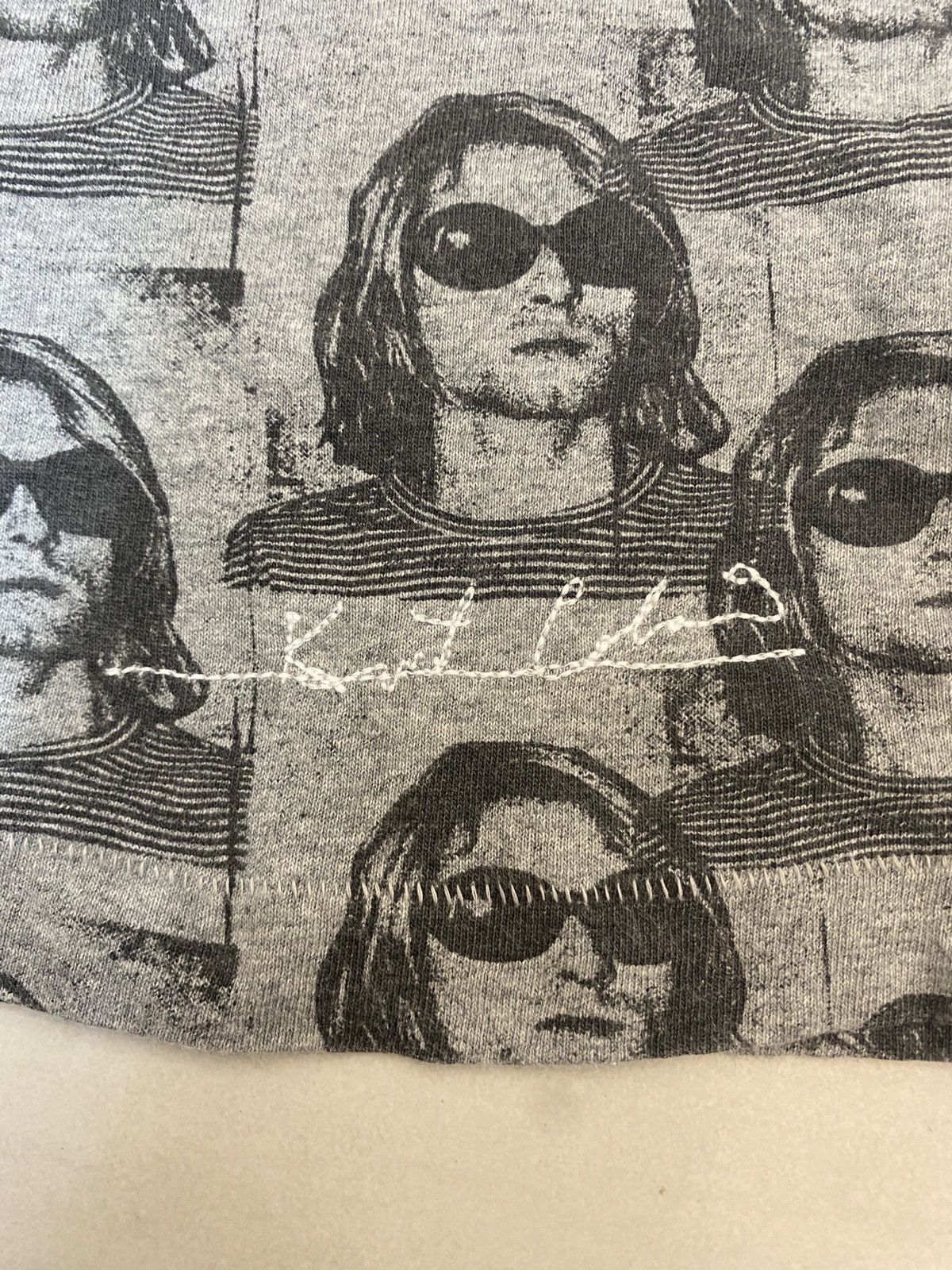 Band Tees × Uniqlo Uniqlo Kurt Cobain over print Size US S / EU 44-46 / 1 - 4 Thumbnail