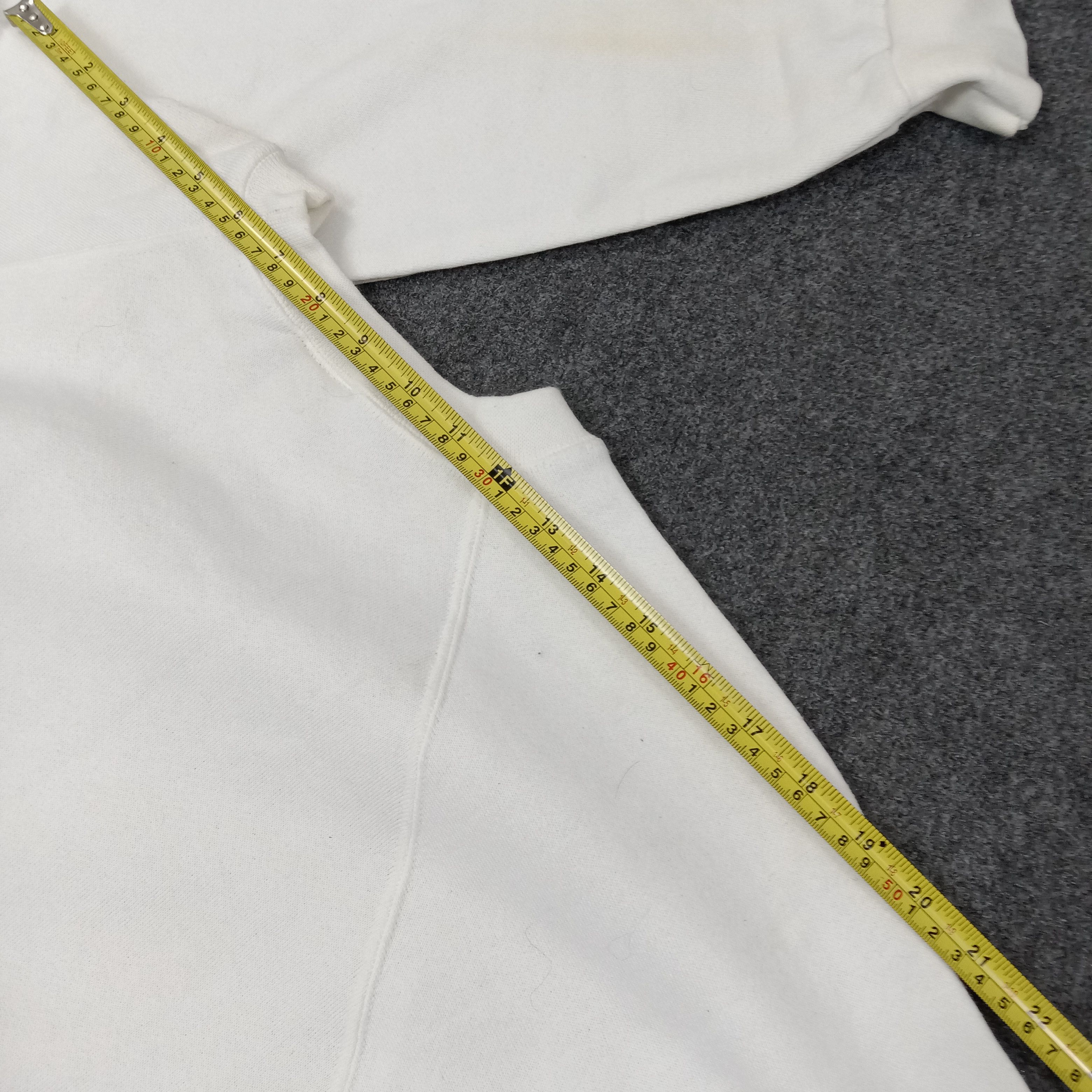 Vintage Naval Station Everett American Streetwear Sweatshirt C227N19 Size US M / EU 48-50 / 2 - 9 Thumbnail