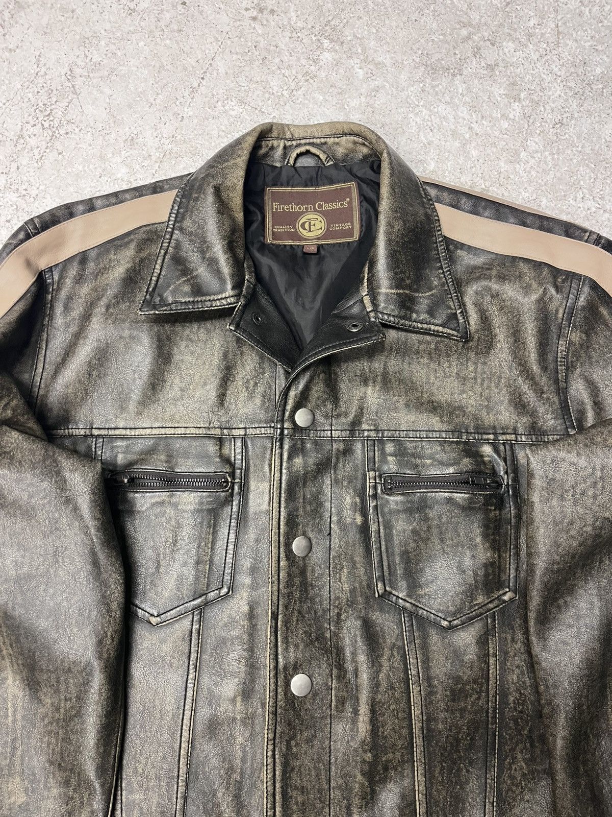 Vintage Vintage brown button up leather jacket Size US L / EU 52-54 / 3 - 1 Thumbnail