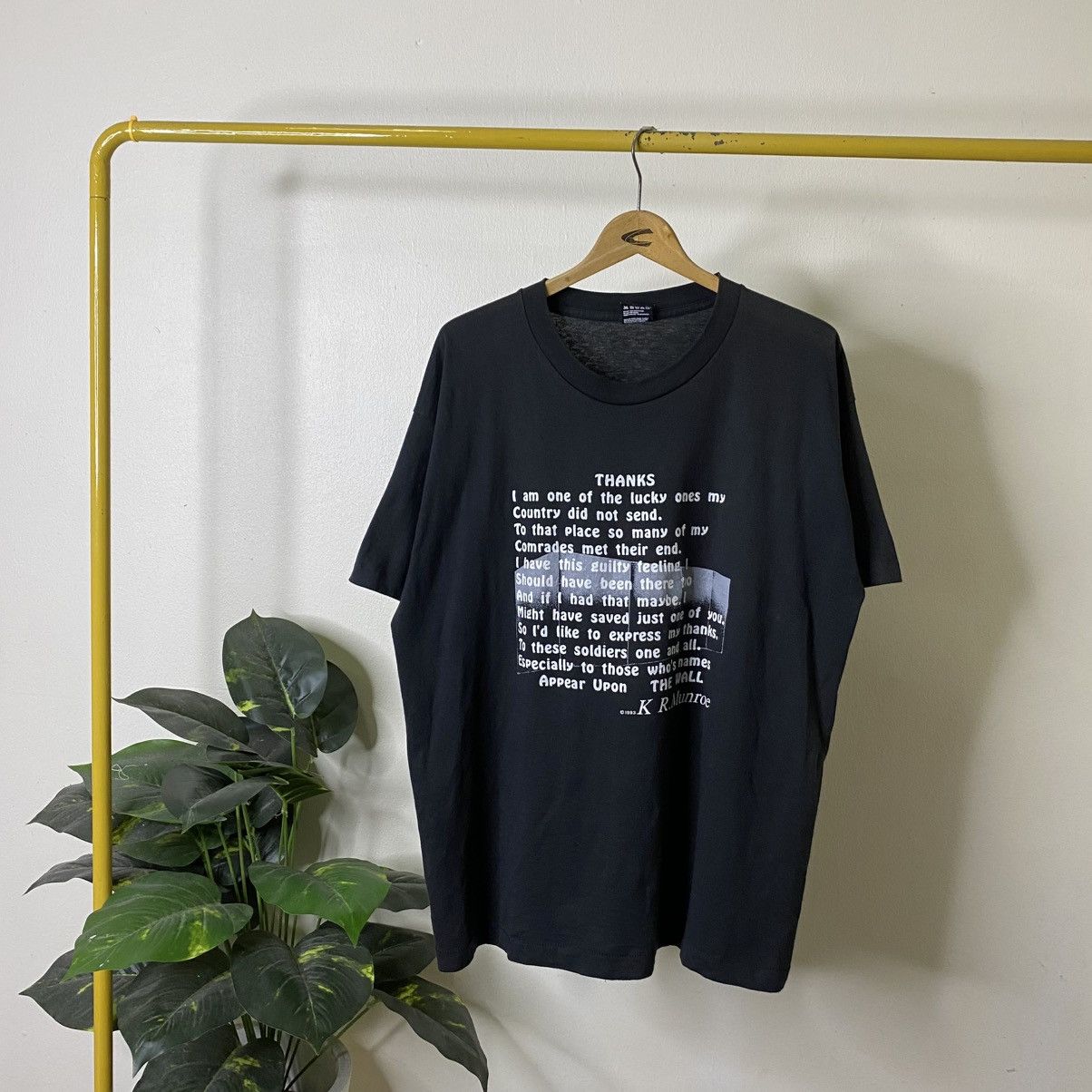 Vintage 1993 K R Munroe Quotes T Shirt Size US XL / EU 56 / 4 - 1 Thumbnail