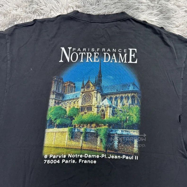 Balenciaga Balenciaga Castle Short Sleeve Size US S / EU 44-46 / 1 - 5 Thumbnail