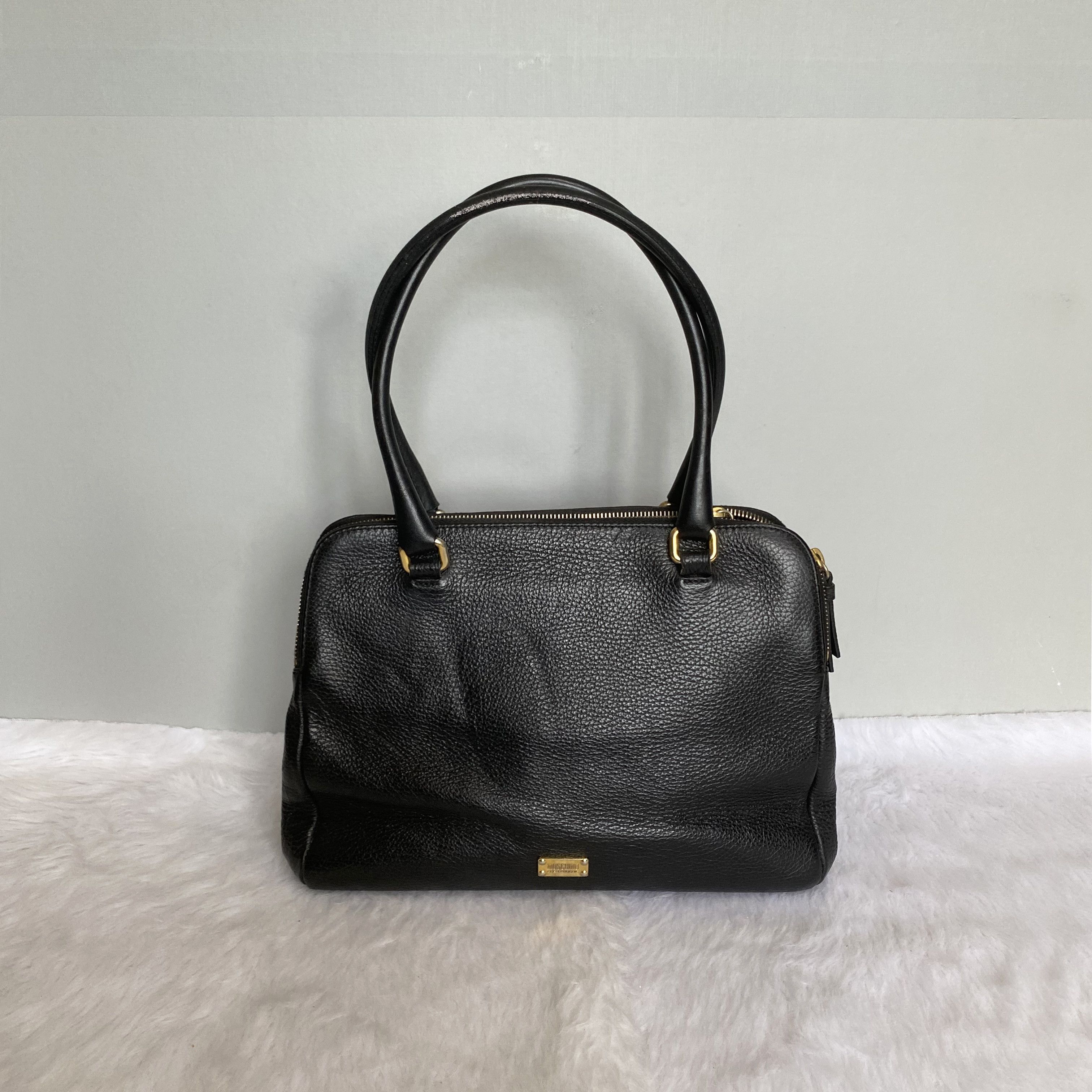 Moschino MOSCHINO Cheap & Chic Black Heart Studded Leather Bag Size ONE SIZE - 4 Thumbnail