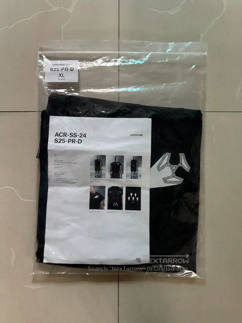 Acronym Acronym Tank Tops Size US XL / EU 56 / 4 - 5 Thumbnail