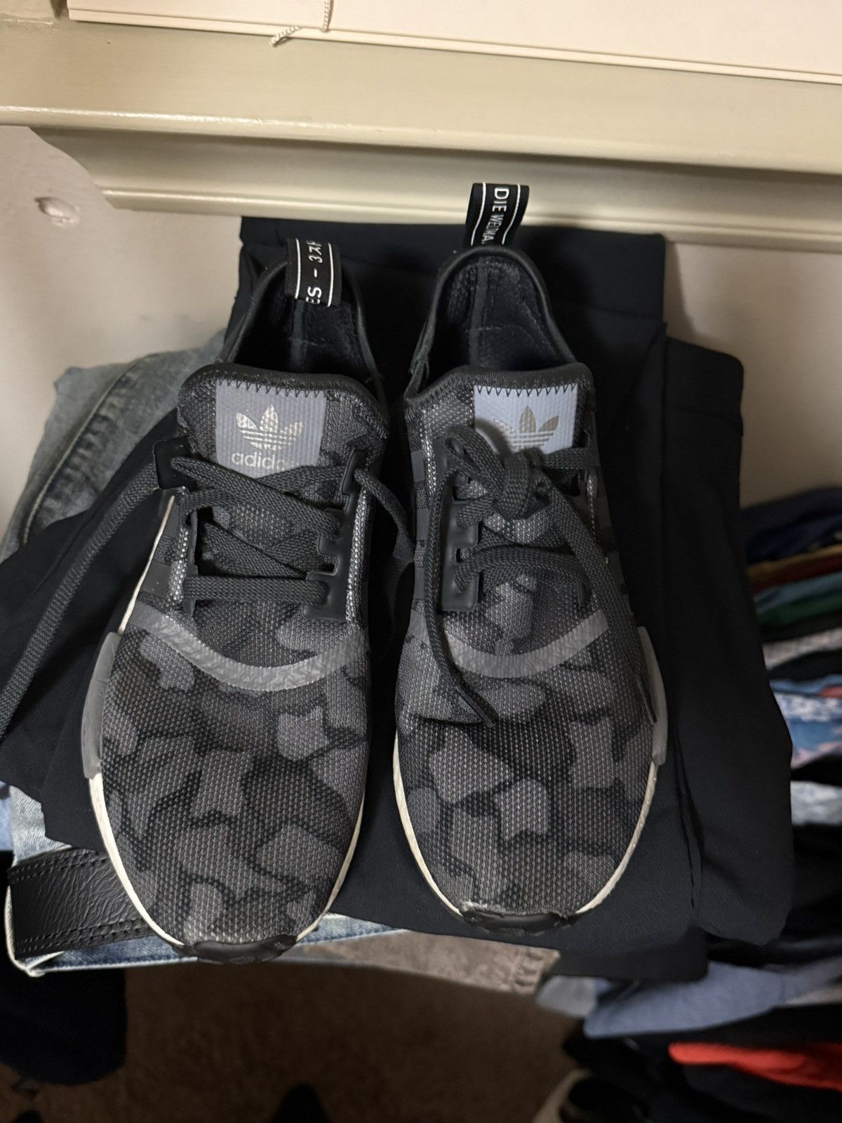 Adidas Adidas NMD R1 Black Camo Size US 7 / EU 40 - 4 Thumbnail