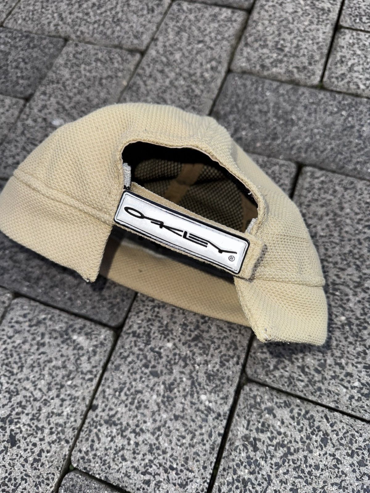Oakley Vintage Docker Cap 90s Streetwear Style