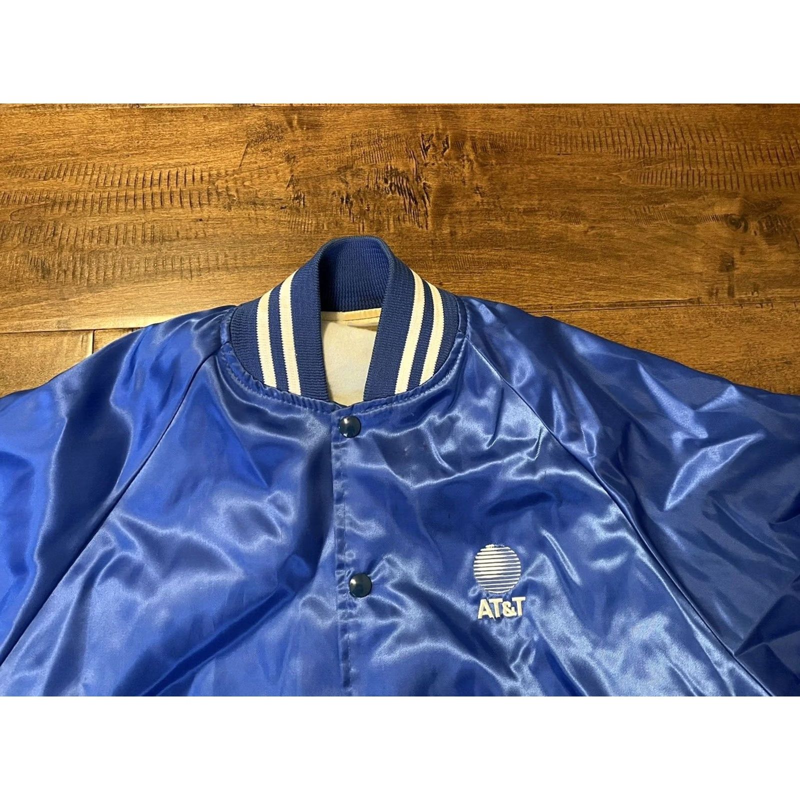 Vintage VINTAGE AT&T Made in USA Phone Cable Satin Snap Button Bomber Jacket Men's XL Blue Satin Snap Button Shirt Coat? Size US XL / EU 56 / 4 - 2 Thumbnail