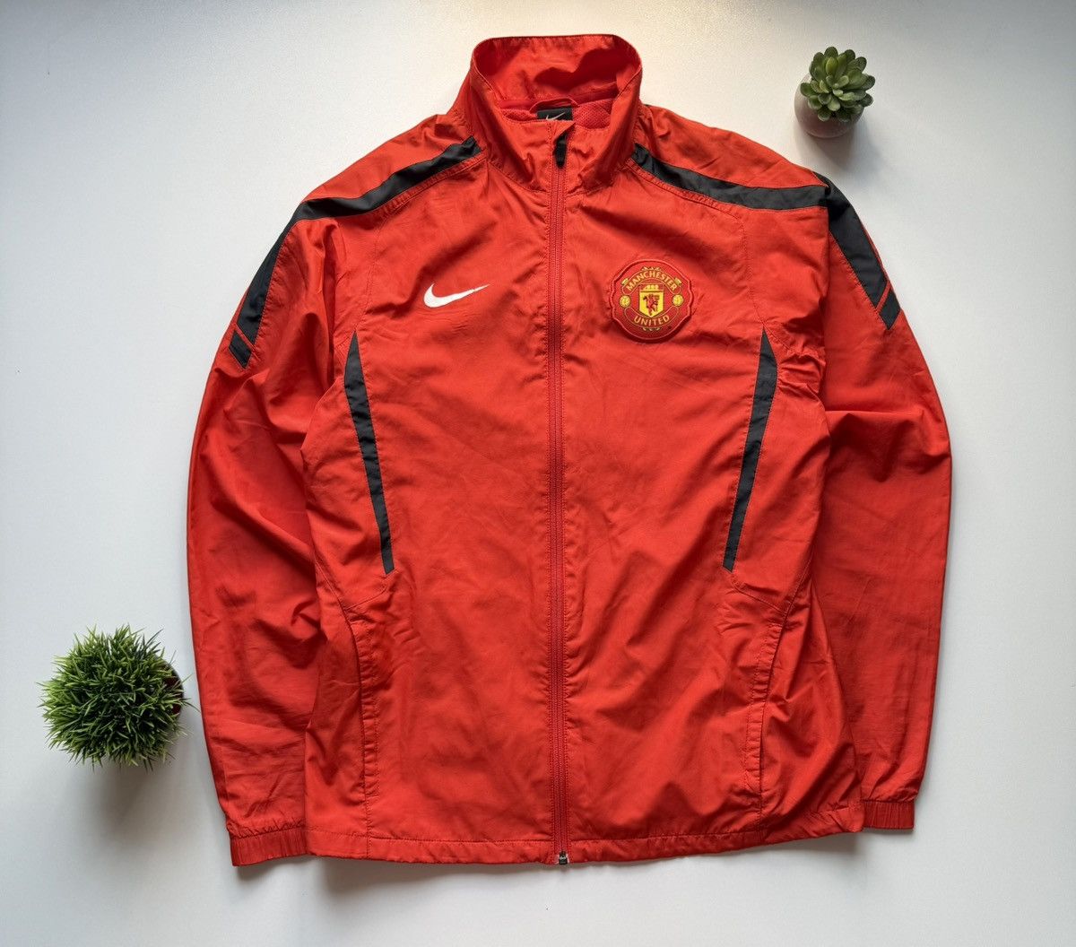 最終値下げ！　Nike Manchester United ナイロン　Sサイズ Nike Jacket Manchester United | Grailed