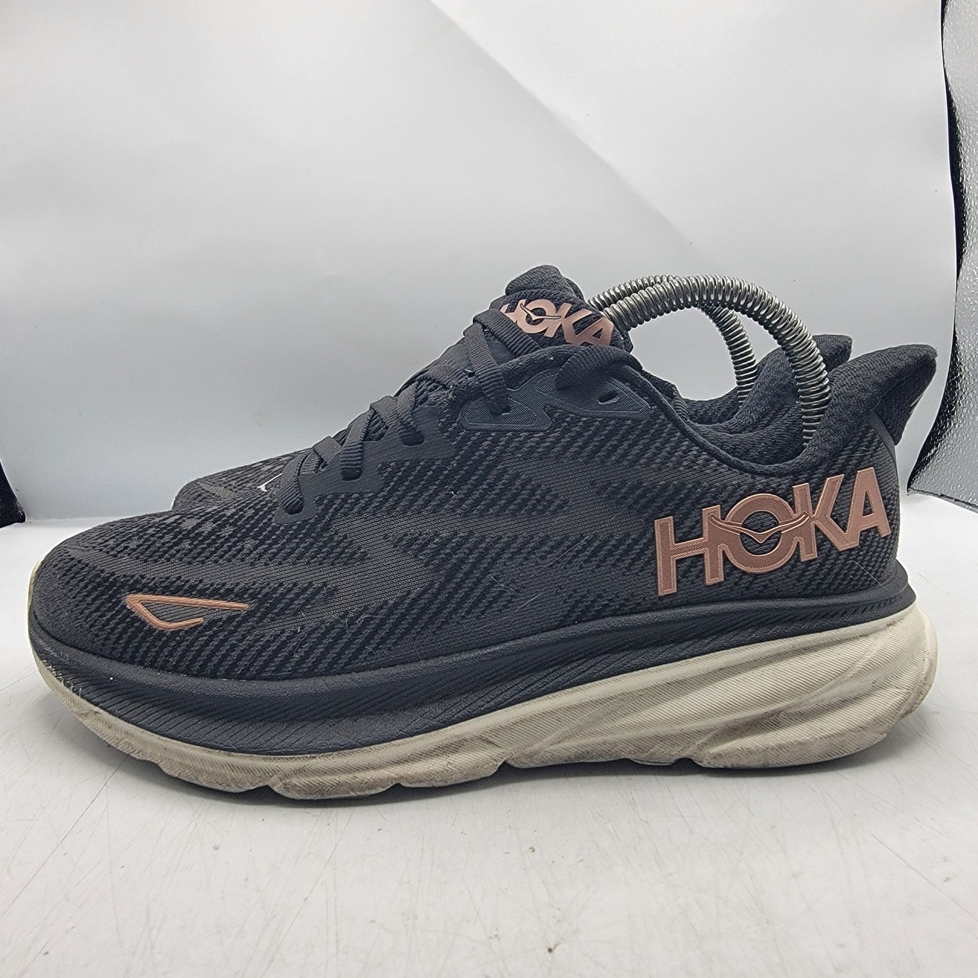 Hoka Hoka One One Clifton 9 Womens 7D Wide Running Shoes Black Ro Size US 7 / IT 37 - 16 Thumbnail