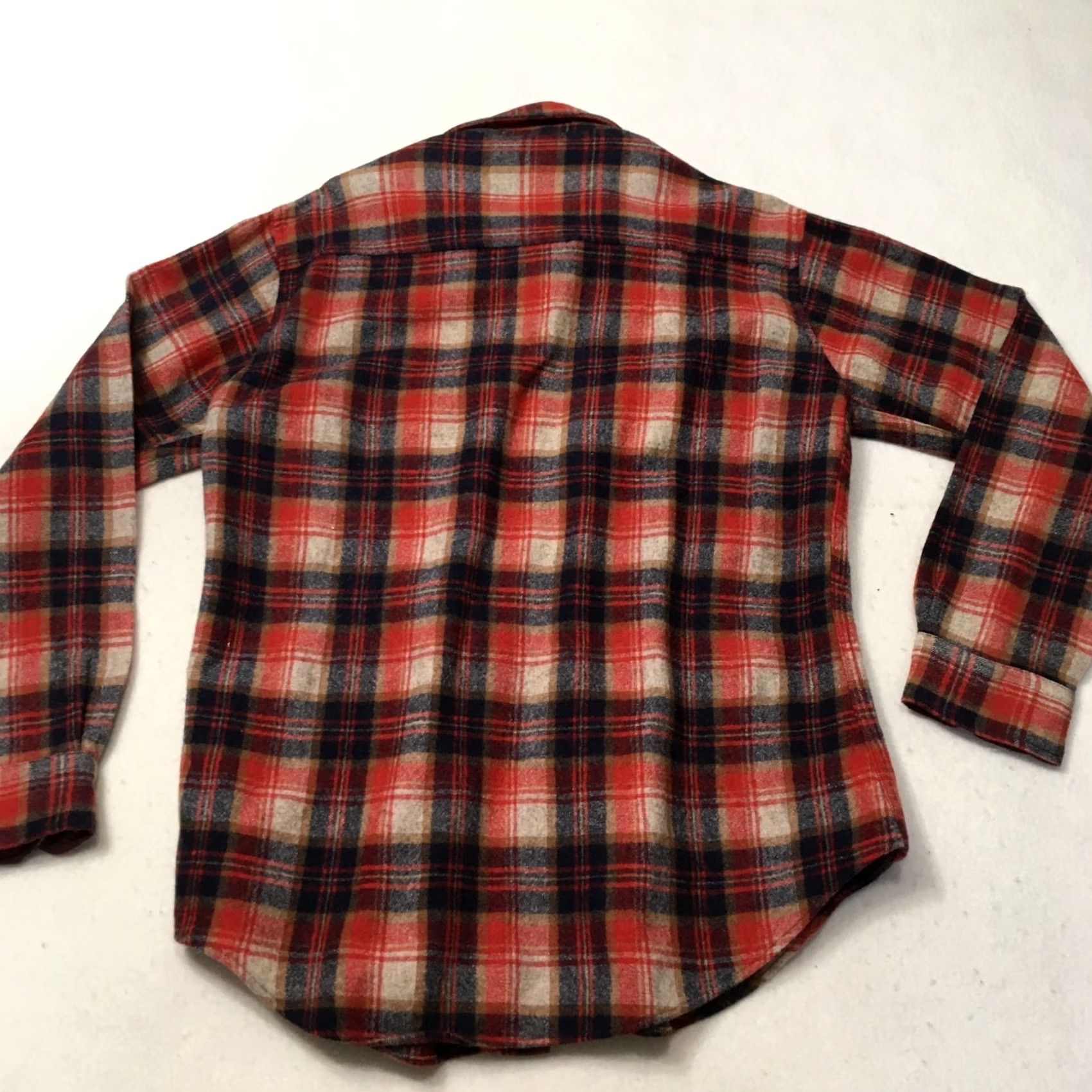 Vintage VINTAGE Briggs Flannel Shirt Large Red Plaid Wool Blend Western 70s Distressed Mens Shirt Size US L / EU 52-54 / 3 - 7 Thumbnail