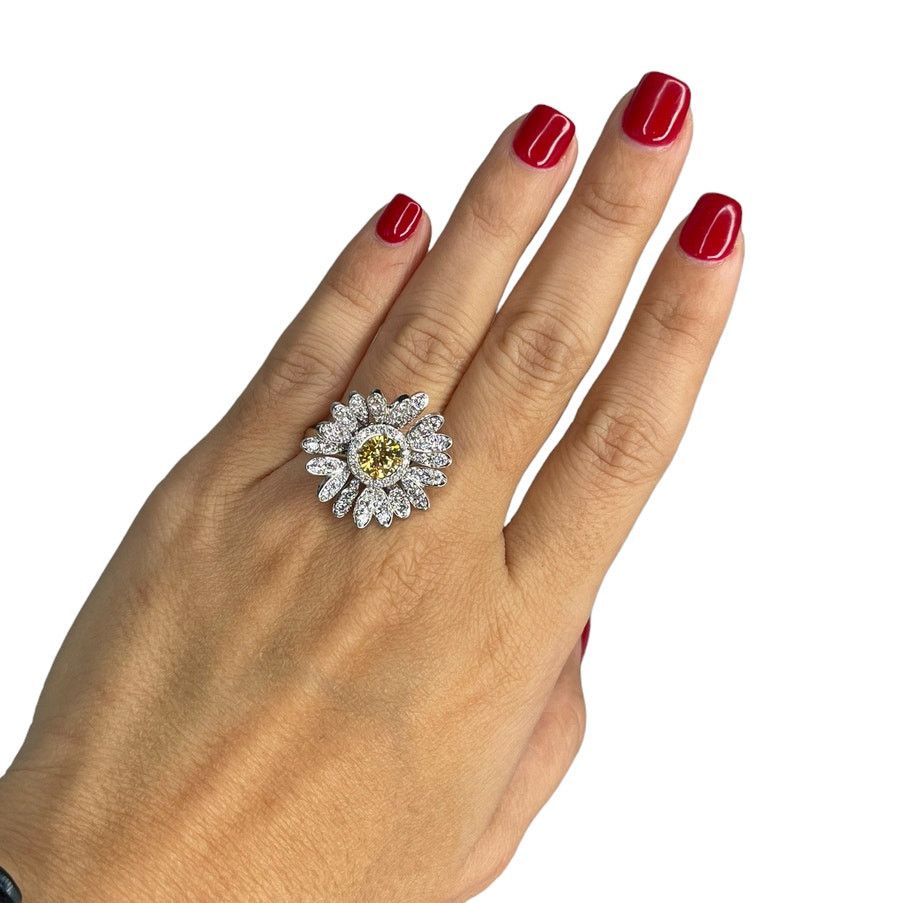 Swarovski swarovski Eternal Flower ring Flower 55 EUR / USA 7 Size ONE SIZE - 8 Thumbnail